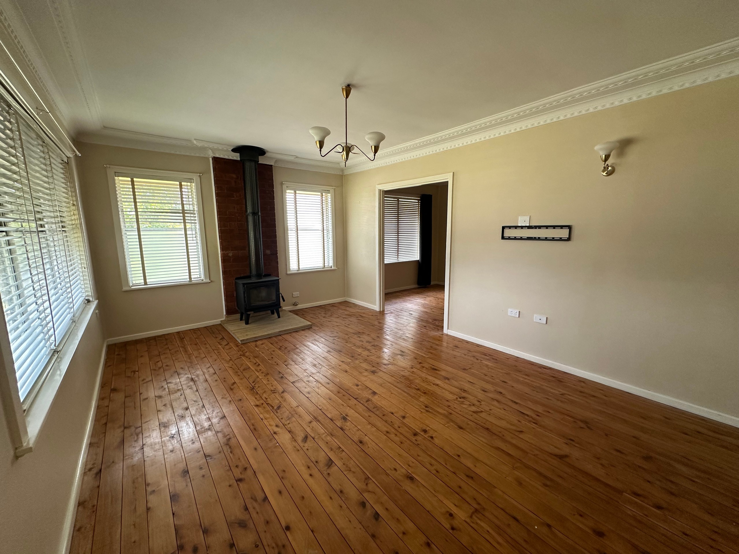 46 Esrom Street, West Bathurst, NSW 2795