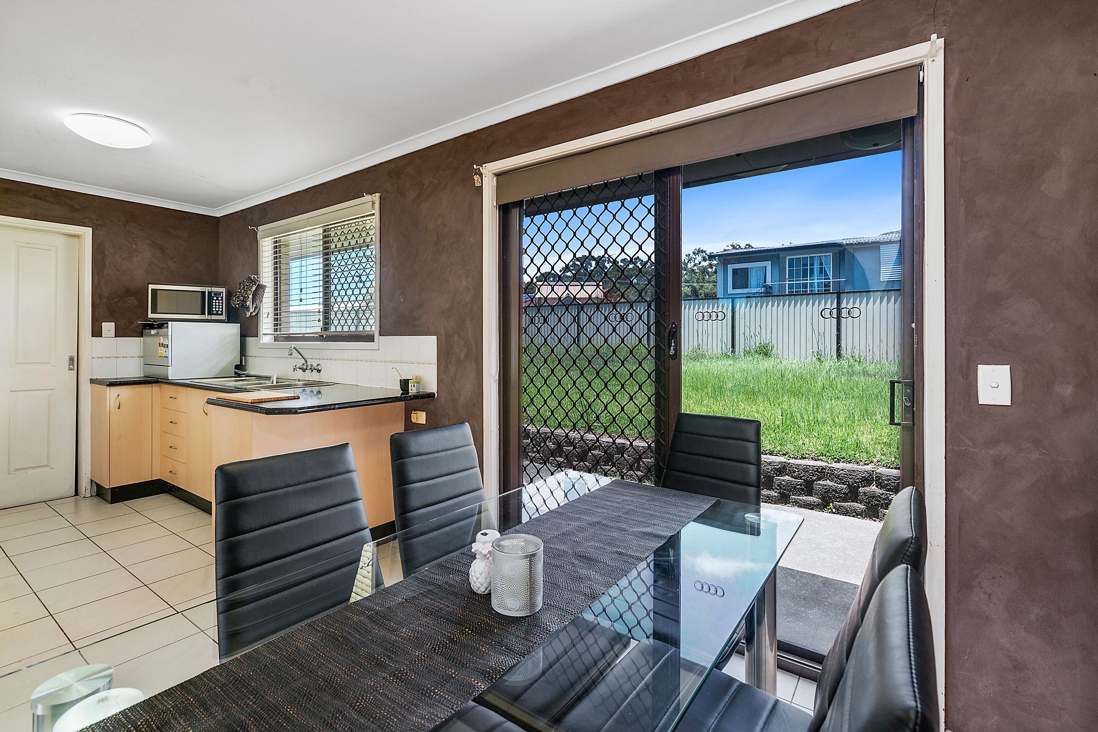 55 Woomera Crescent, Southport, QLD 4215