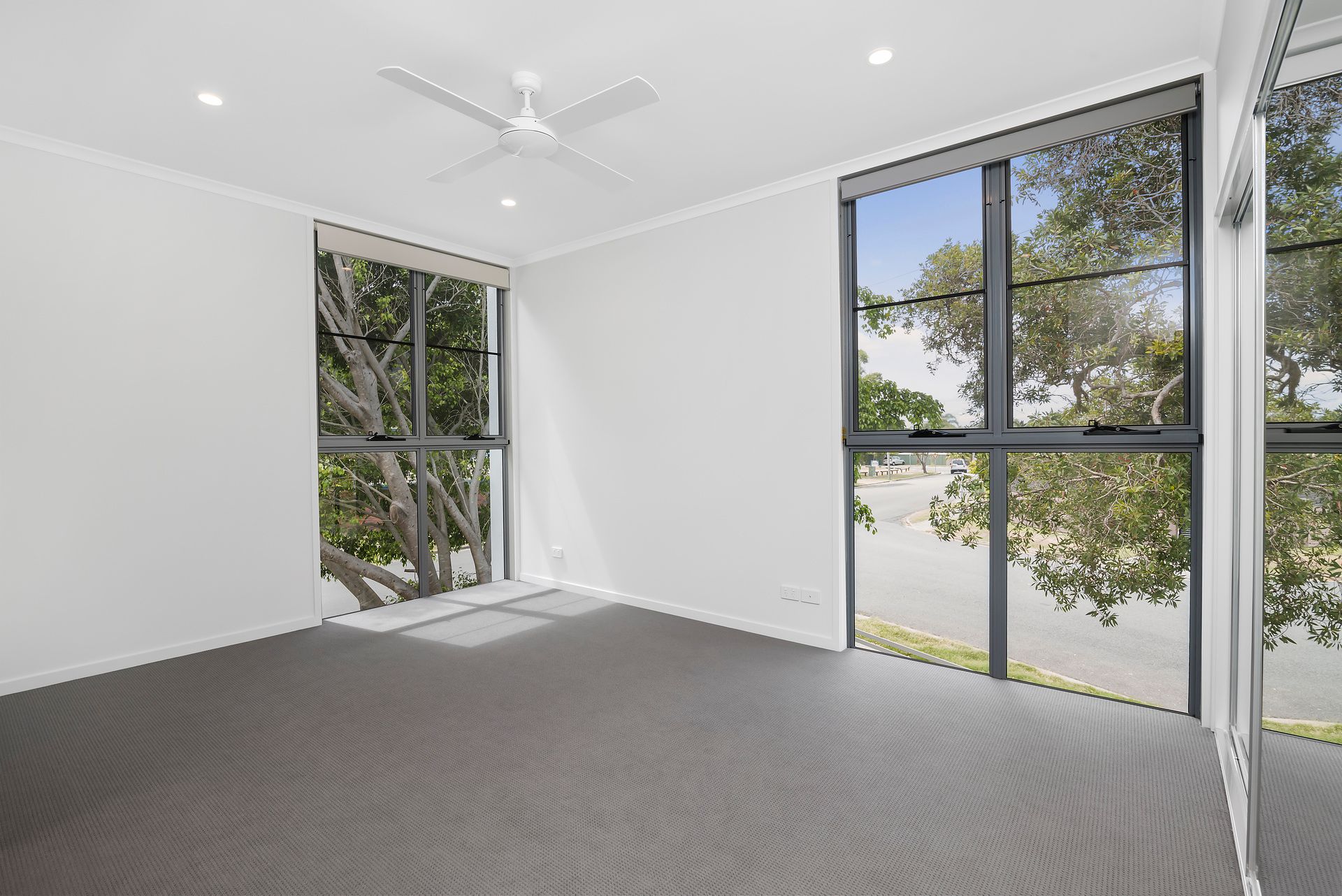 2/1 Korina Avenue, Coolangatta, QLD 4225