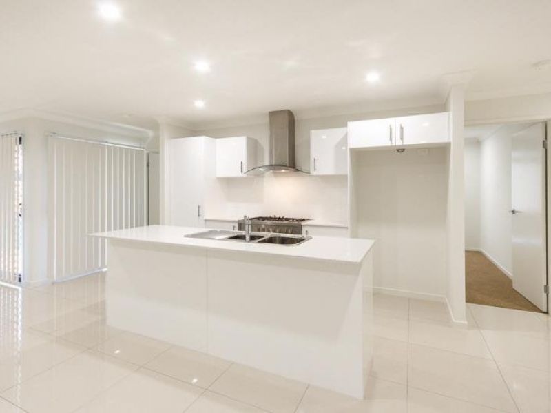 6 Carr Street, Collingwood Park, QLD 4301