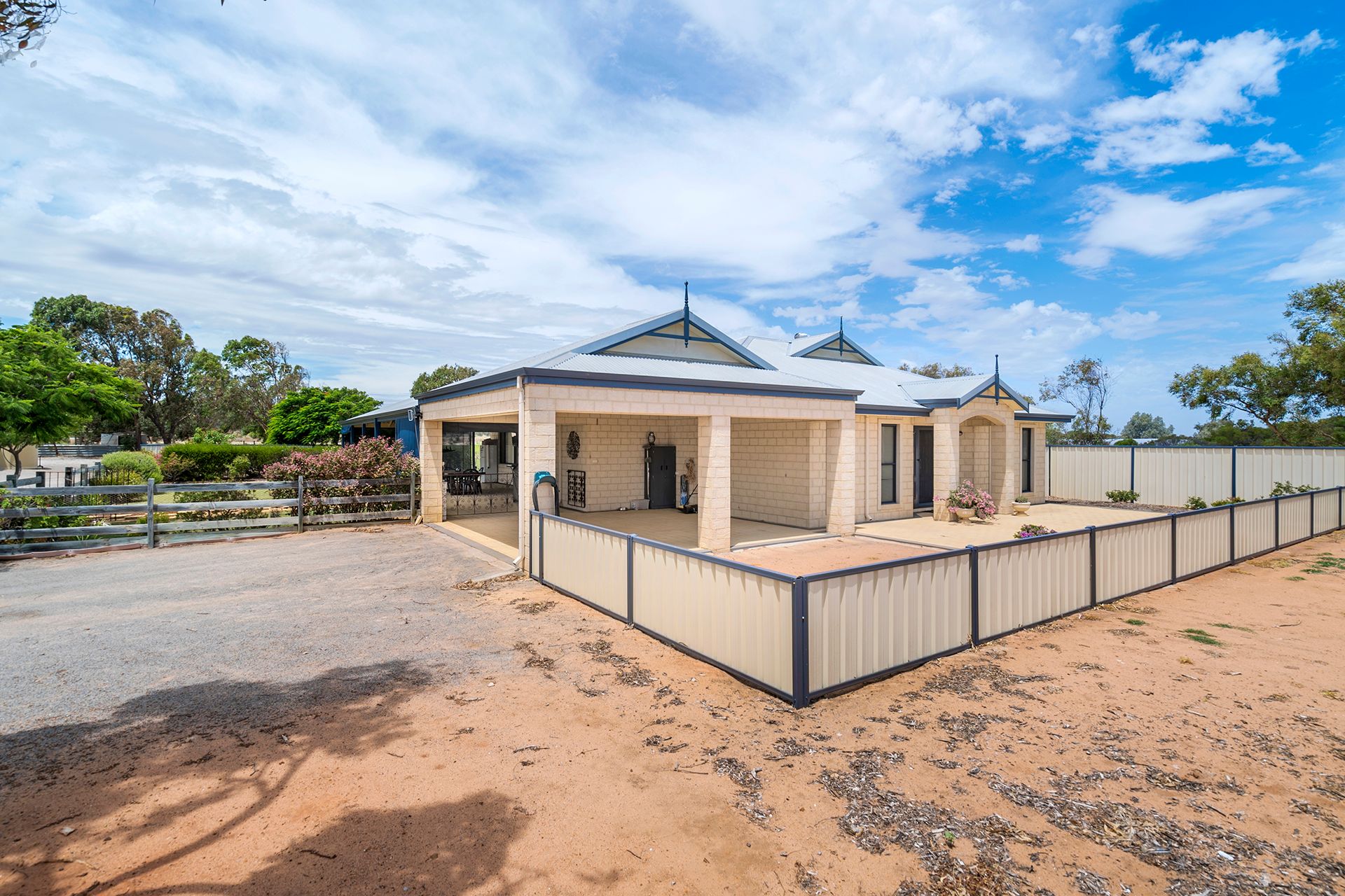 960 Chapman Road, Glenfield, WA 6532