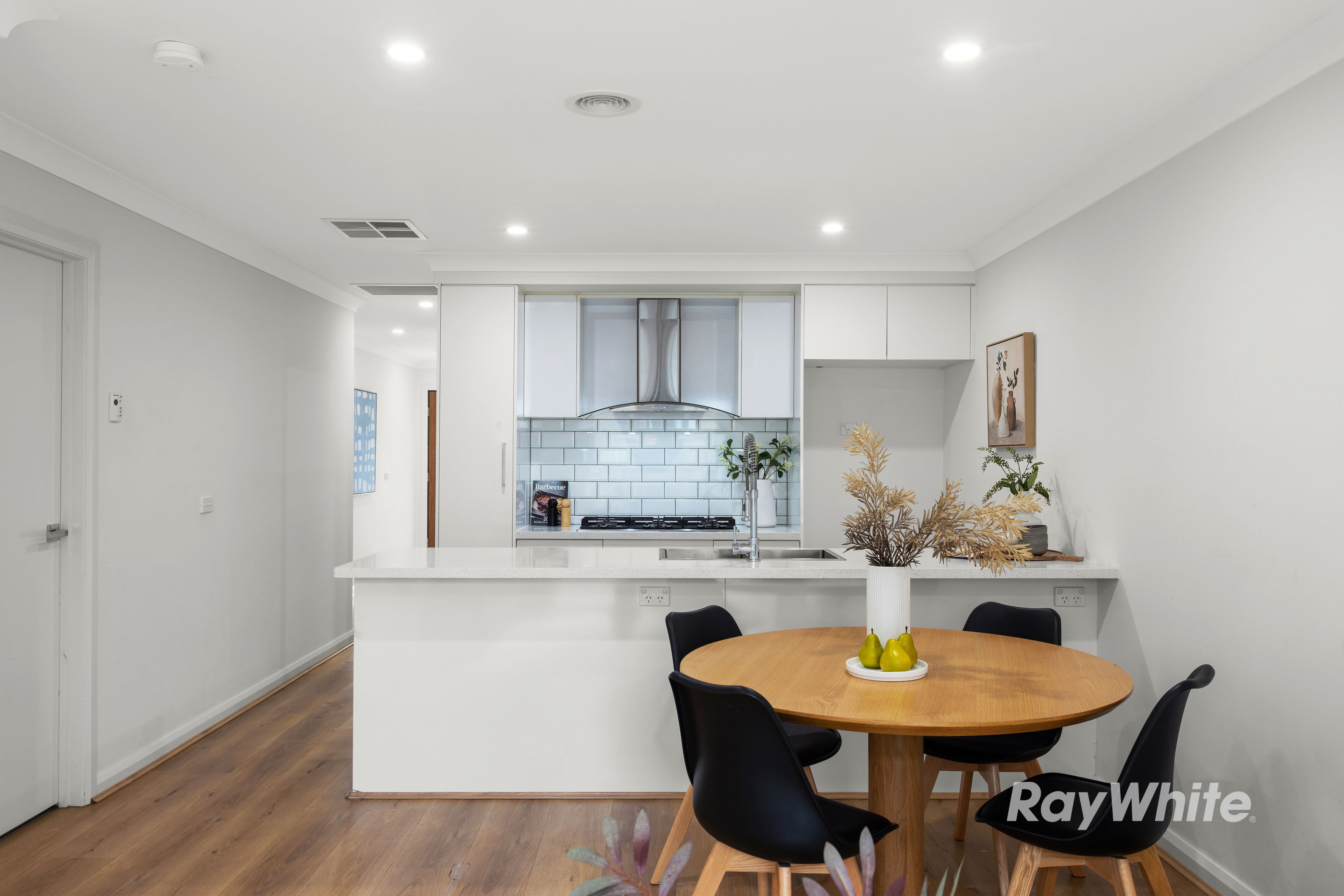 7 Alcott Way — photo 4 of 14