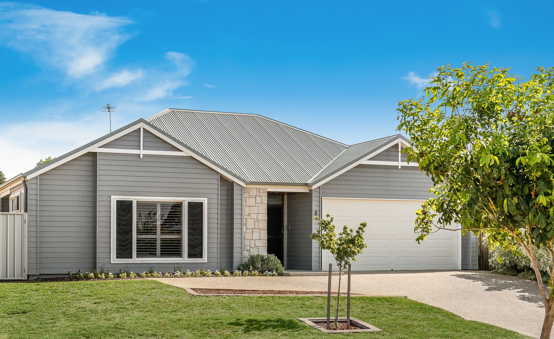 57 Entabeni Drive, Kearneys Spring QLD 4350