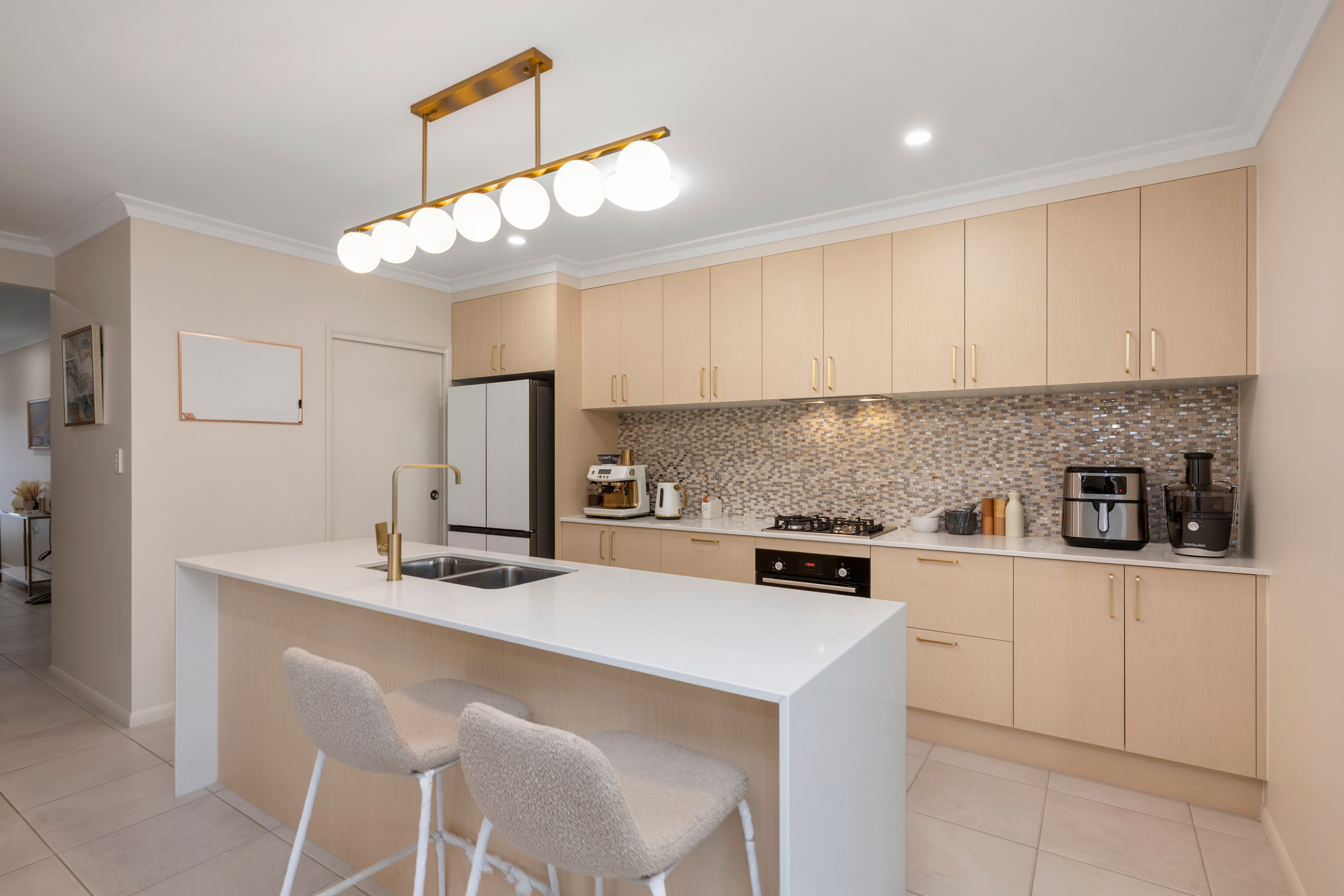28 Calvana Crescent, Cosgrove, QLD 4818