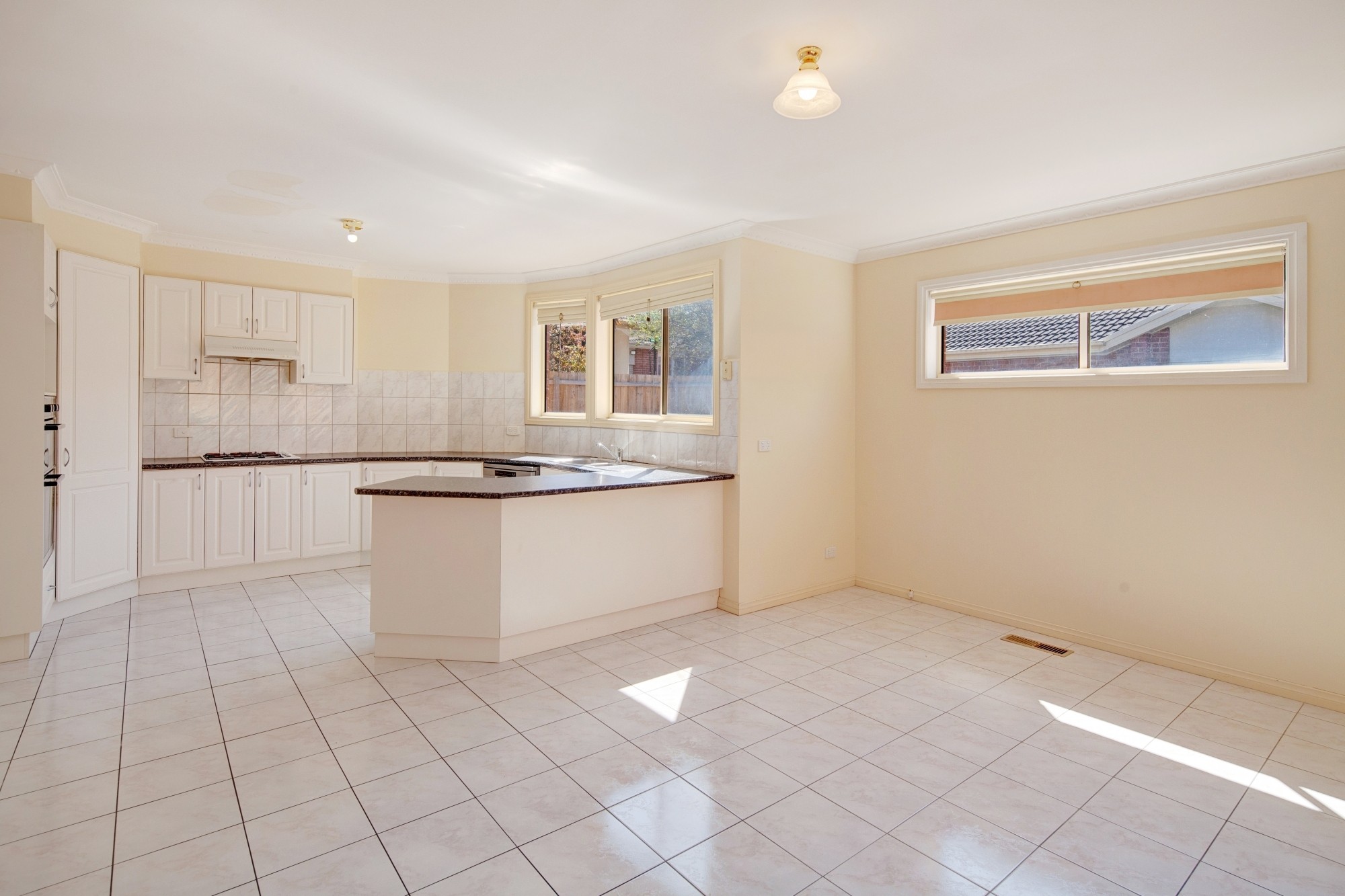 1/15 Garrisson Drive, Glen Waverley, VIC 3150