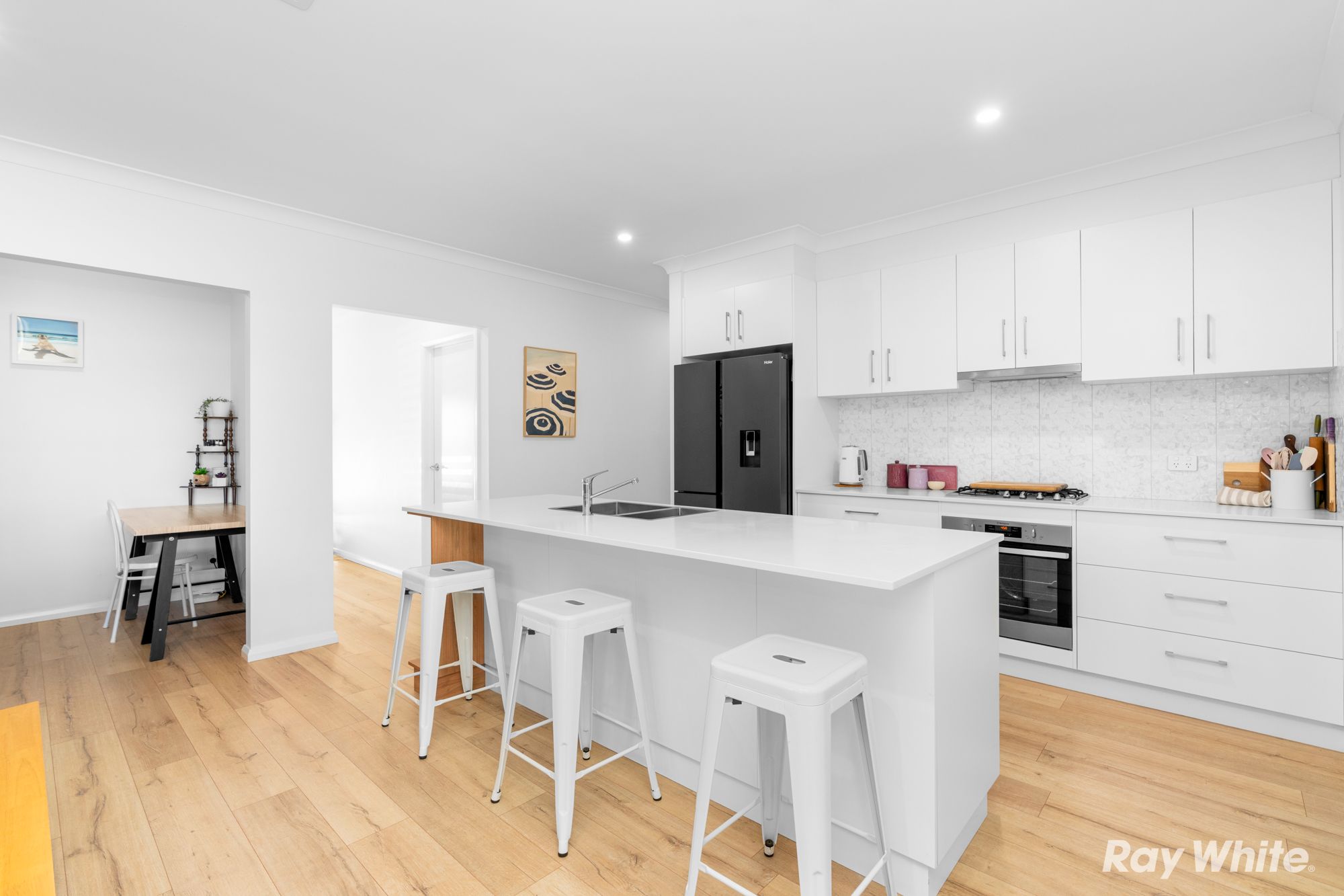 30 Lewis Street South — photo 10 of 25