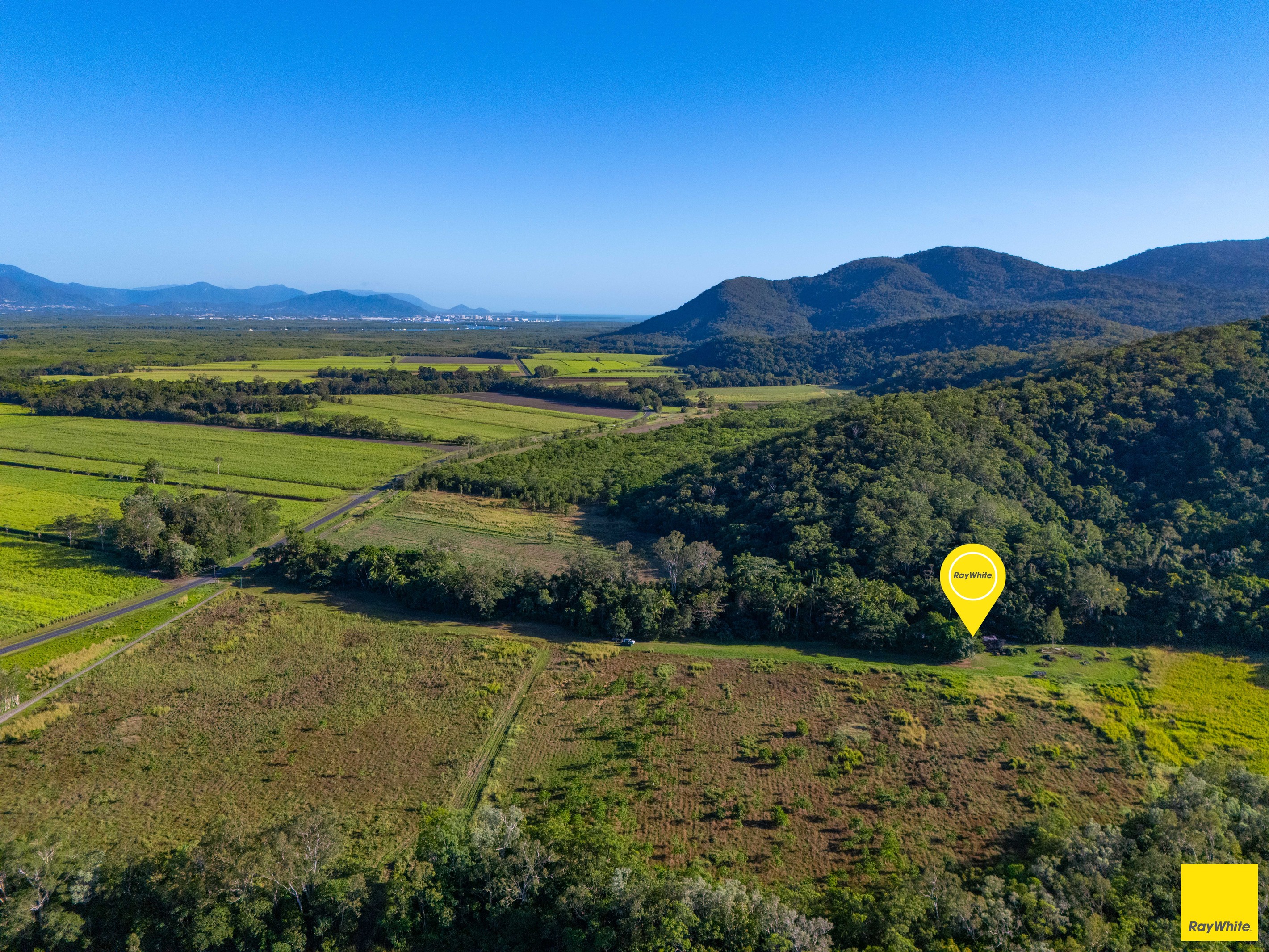 900R Pine Creek Yarrabah Road, Green Hill, QLD 4865