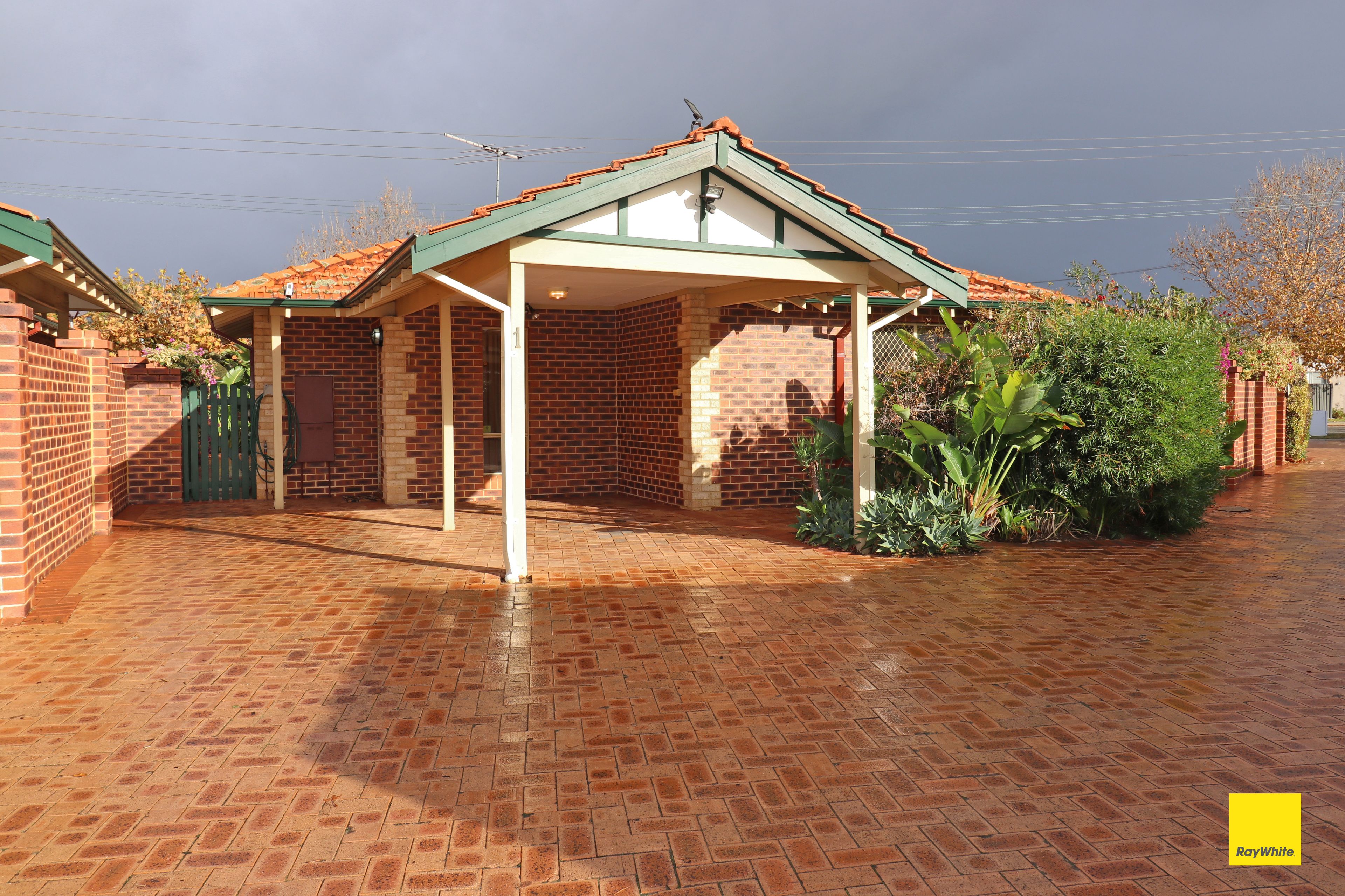 1/10 Ivanhoe Street, Bassendean, WA 6054