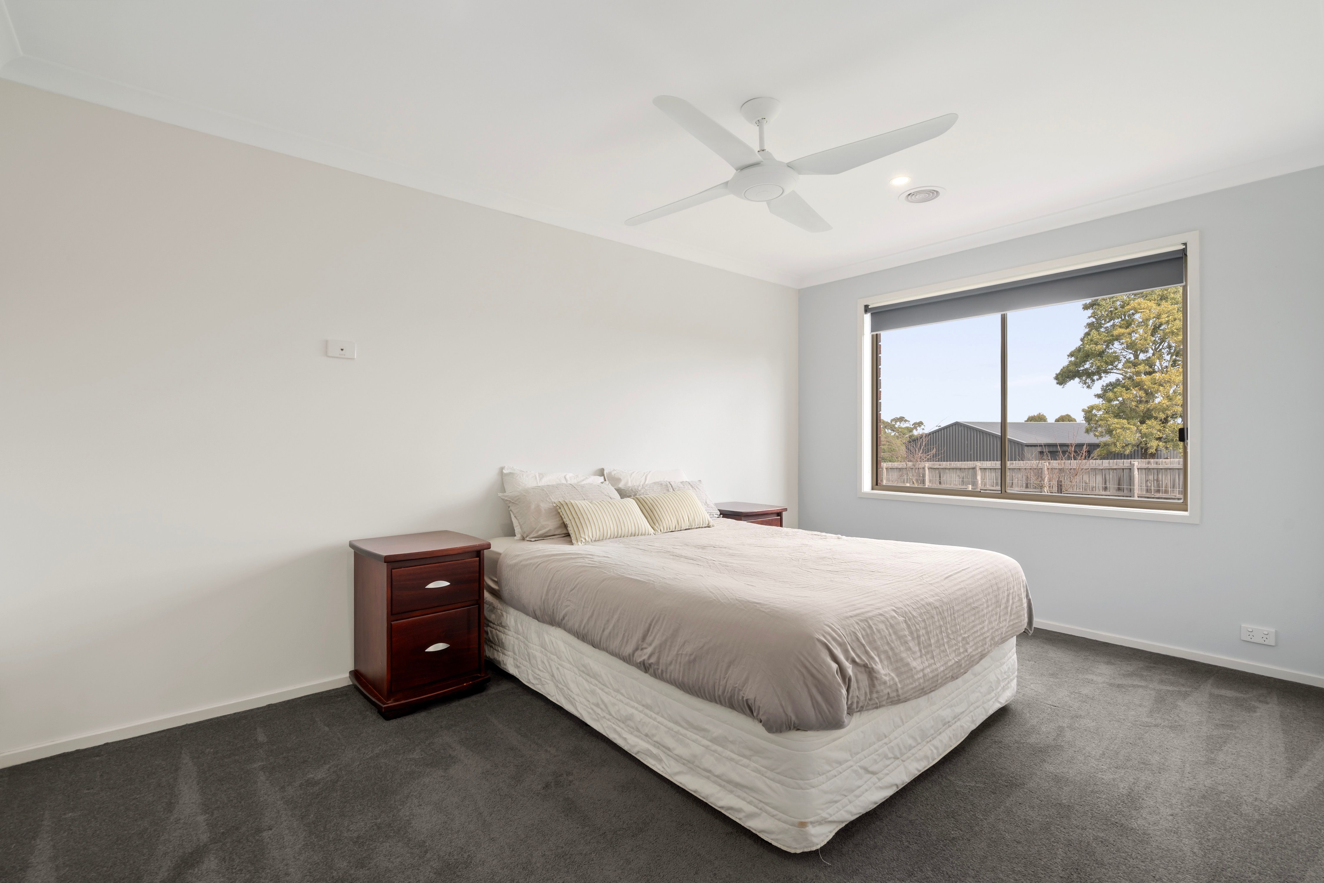 7 Lucern Close — photo 14 of 23