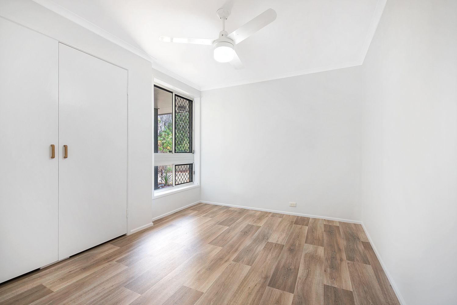 9 Ilaroo Crescent, Warana, QLD 4575