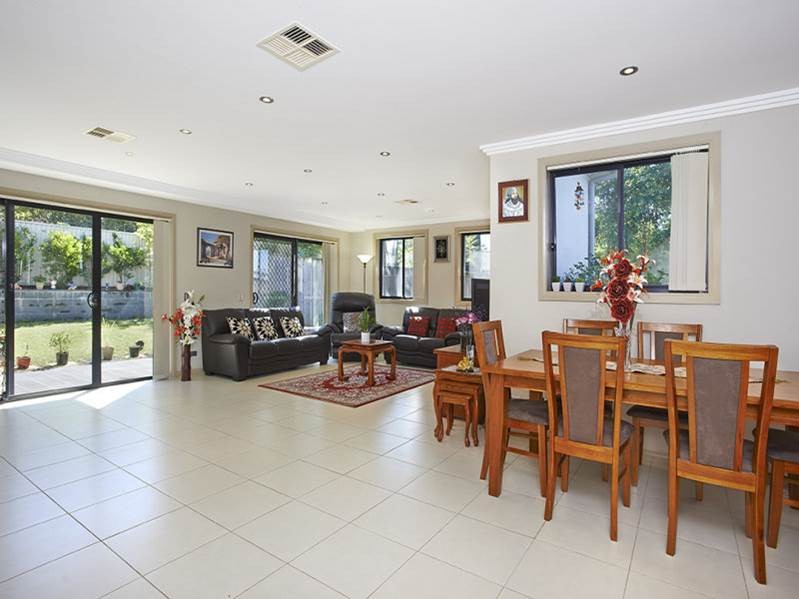 7 / 3-7 James Street, Baulkham Hills, NSW 2153
