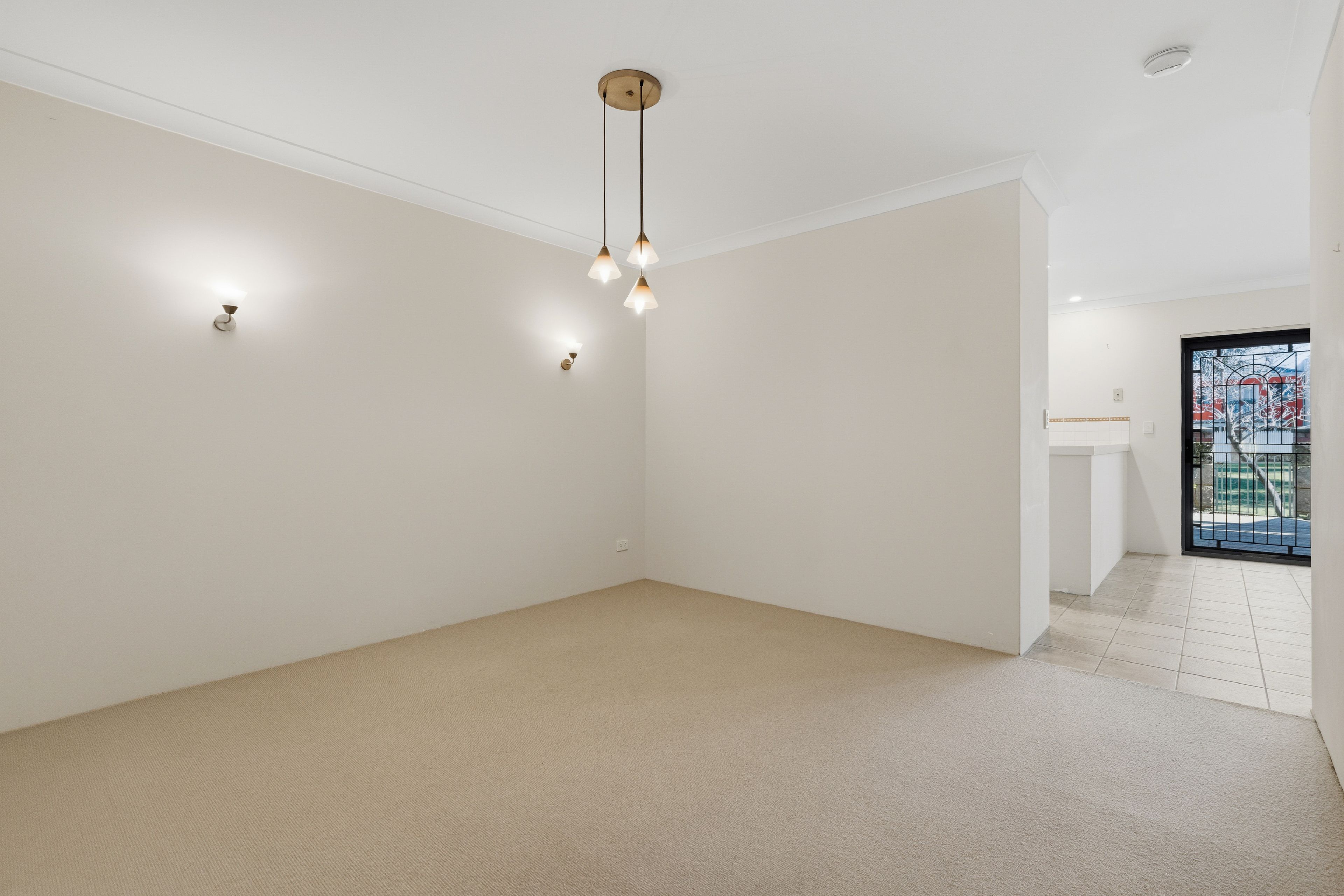 47 Sedgeland Way — photo 9 of 30