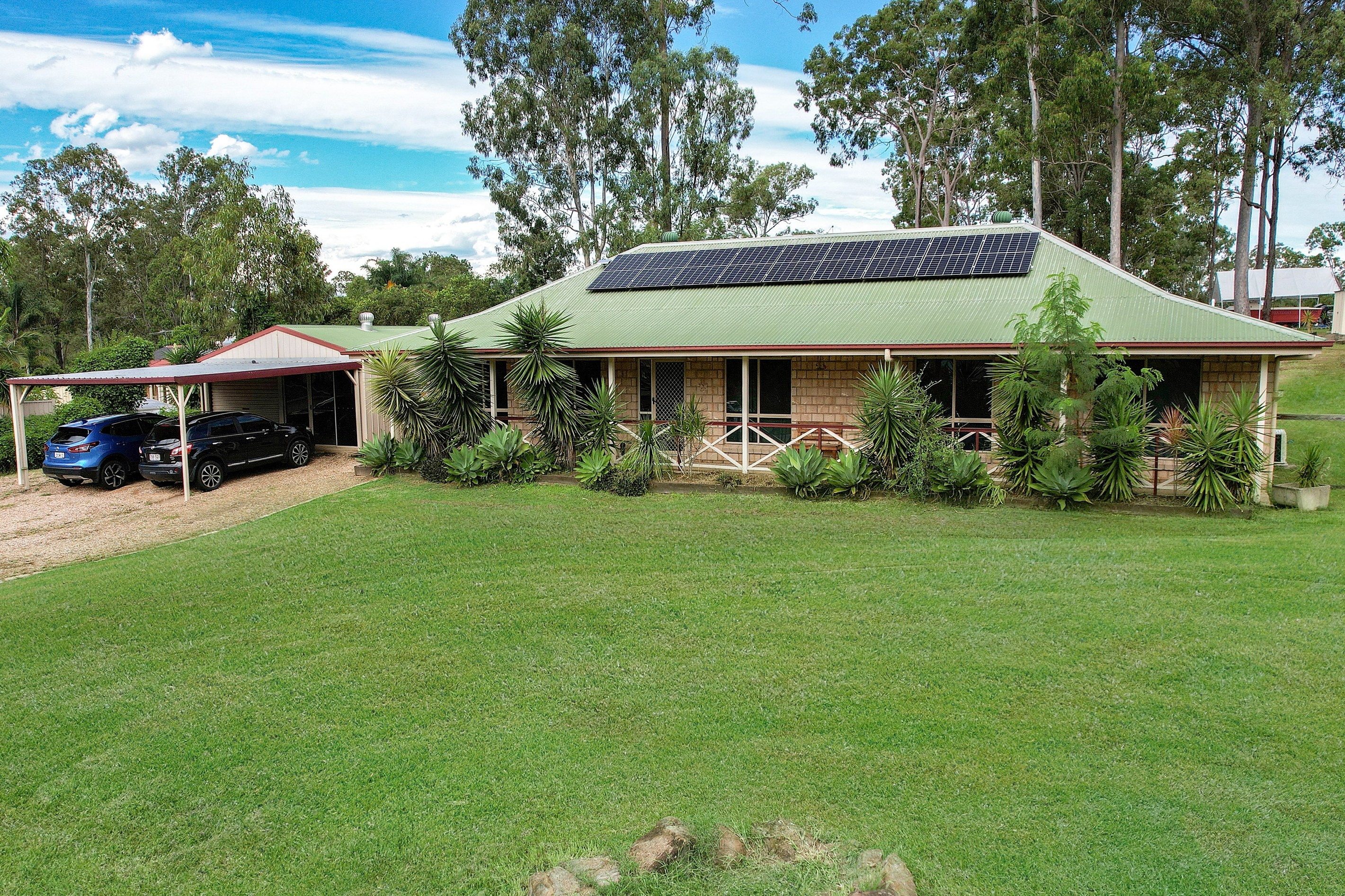 95-97 Drover Crescent, FLAGSTONE, QLD 4280