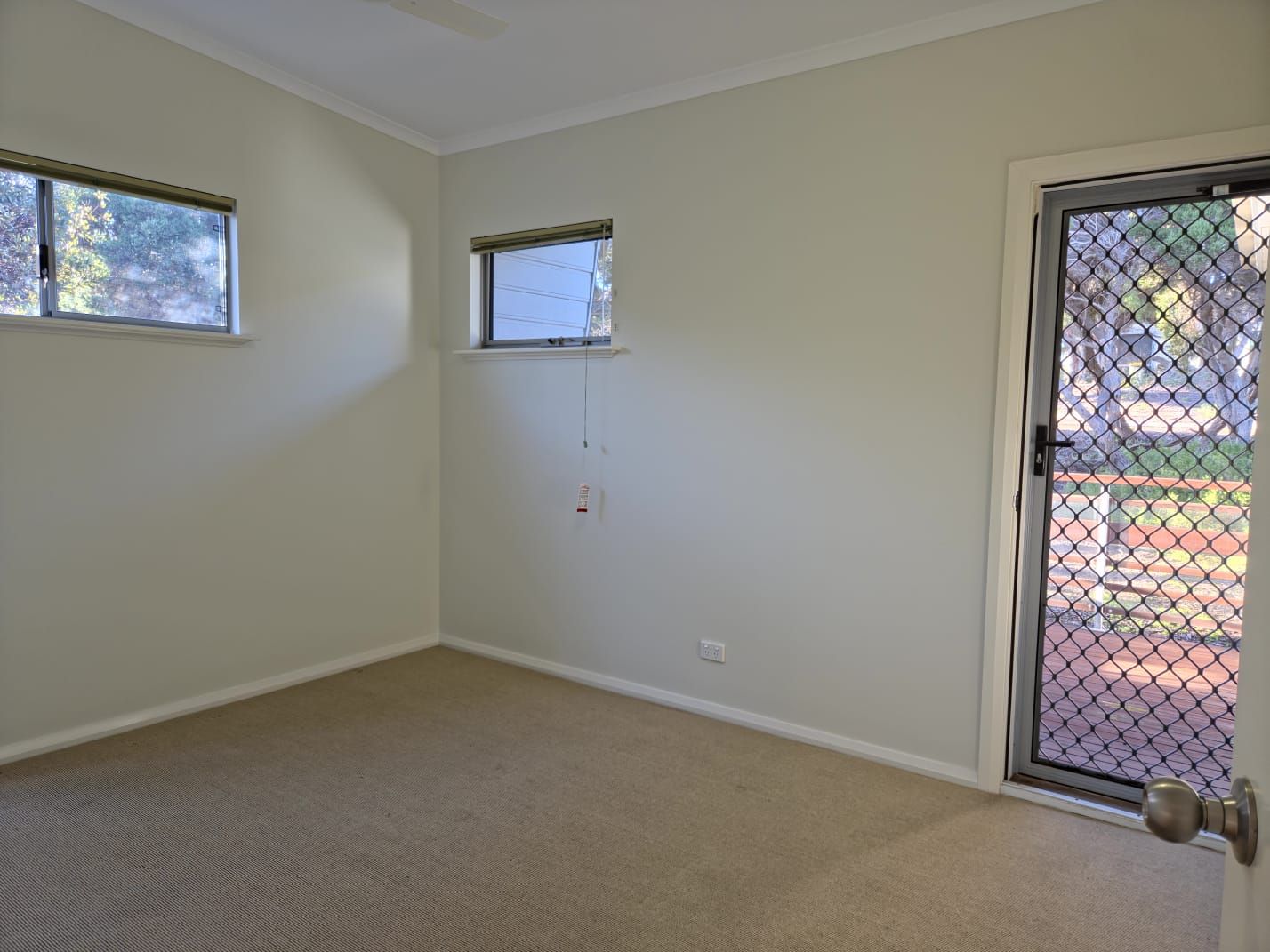 118 Canning Boulevard — photo 21 of 25