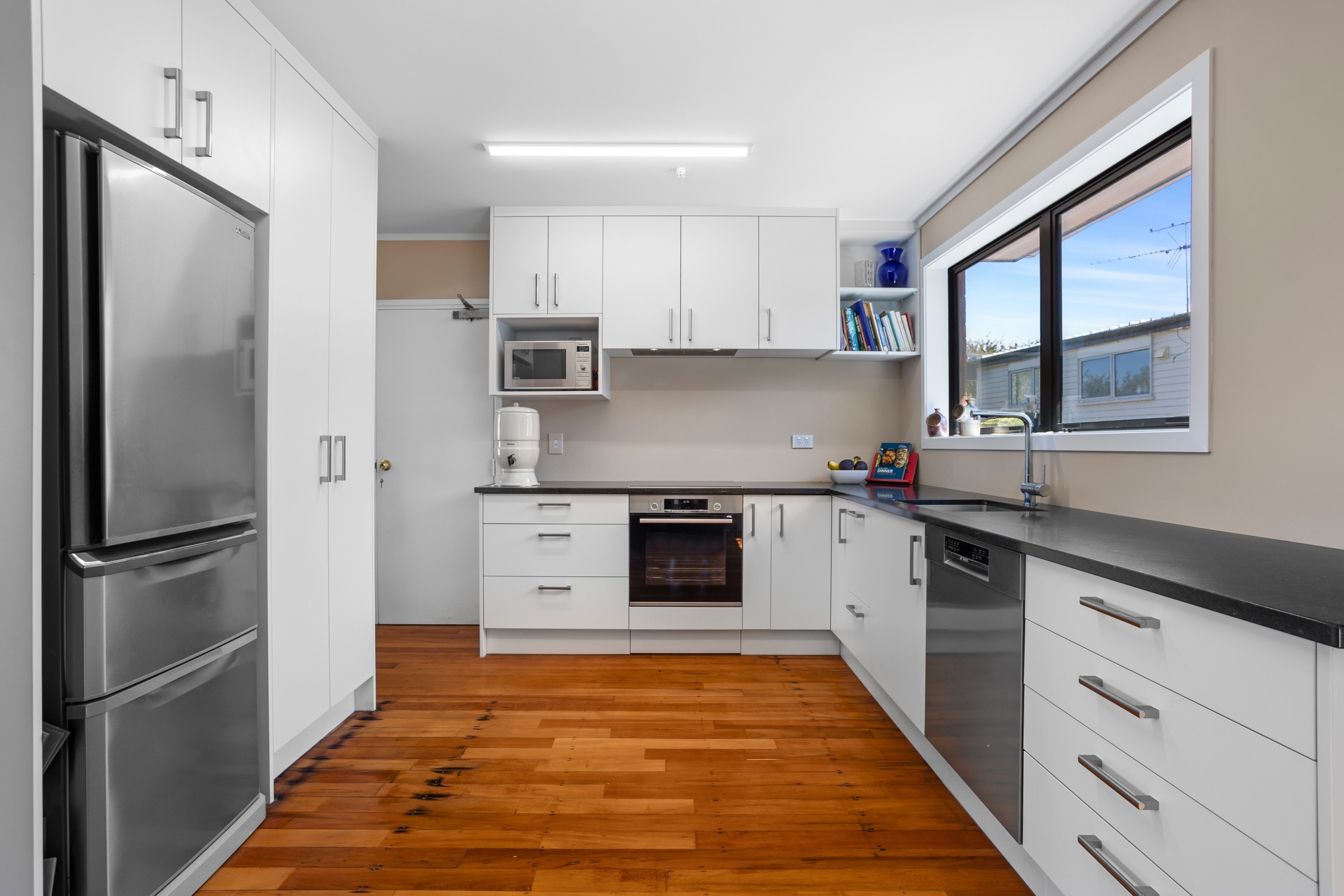 104 Sycamore Drive, Sunnynook, North Shore City