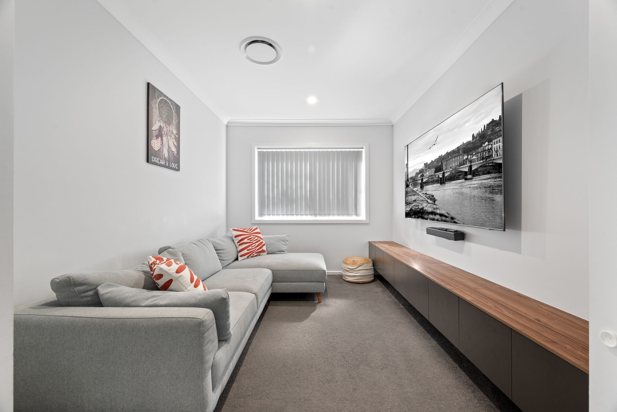 5 Limestone Avenue, Spring Farm, NSW 2570