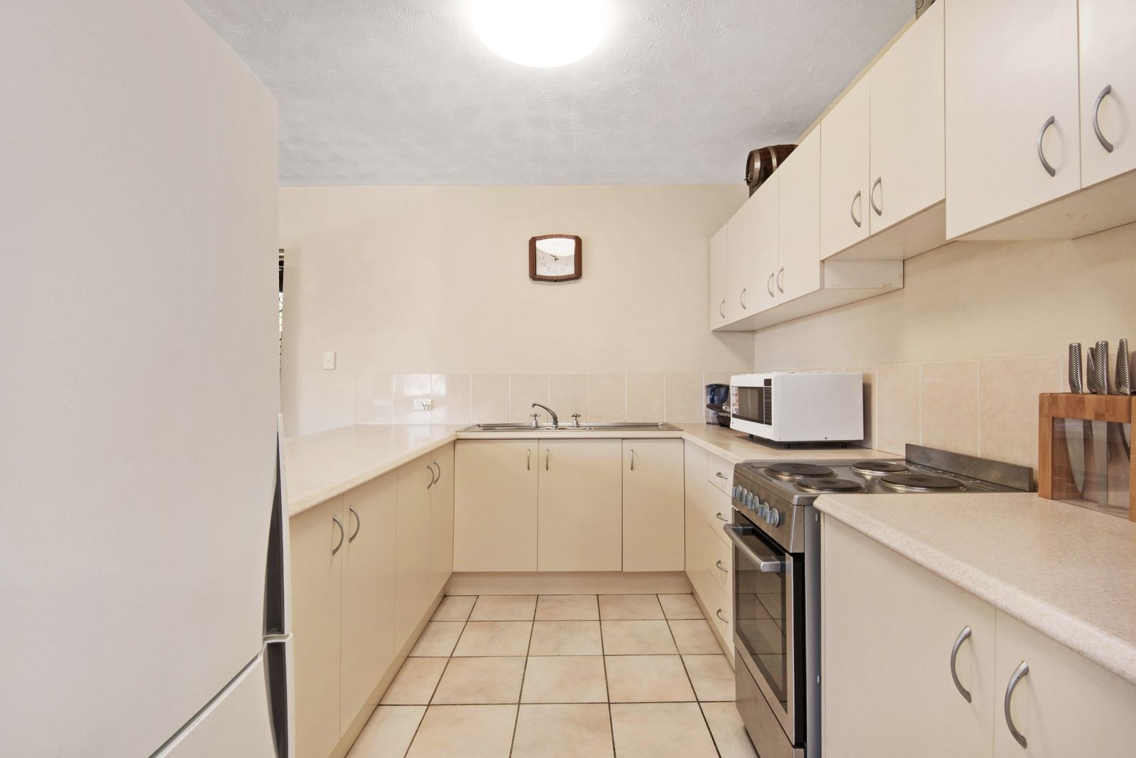 1/35 Hawthorne Street, Woody Point, QLD 4019