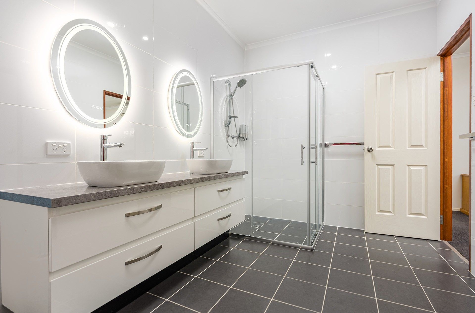 25 Harney Street — photo 9 of 28