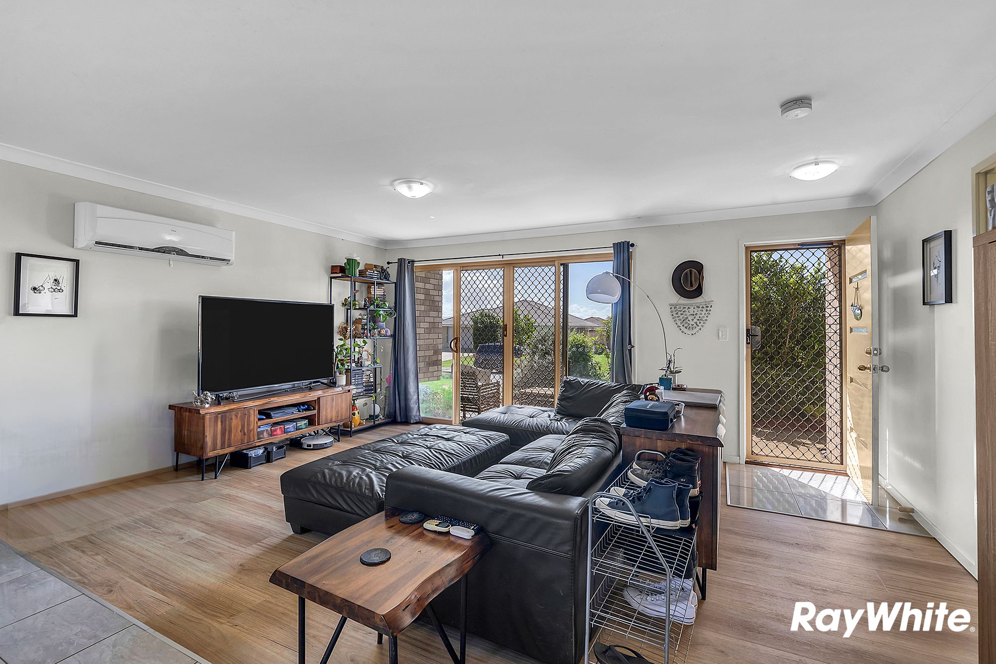 2/8 Tawney Street, Lowood, QLD 4311