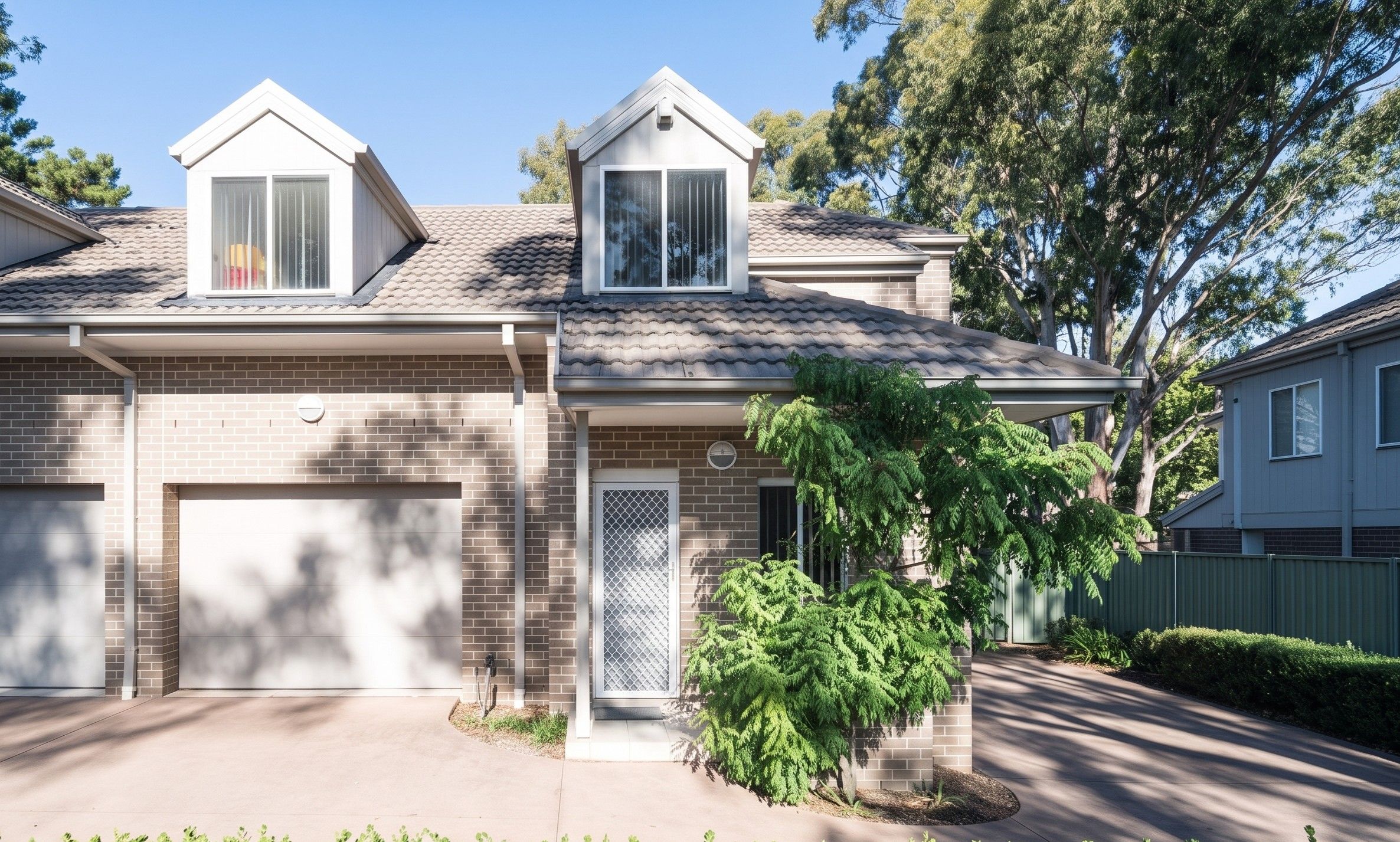 4/130 Parker Street — photo from Ray White Glenmore Park