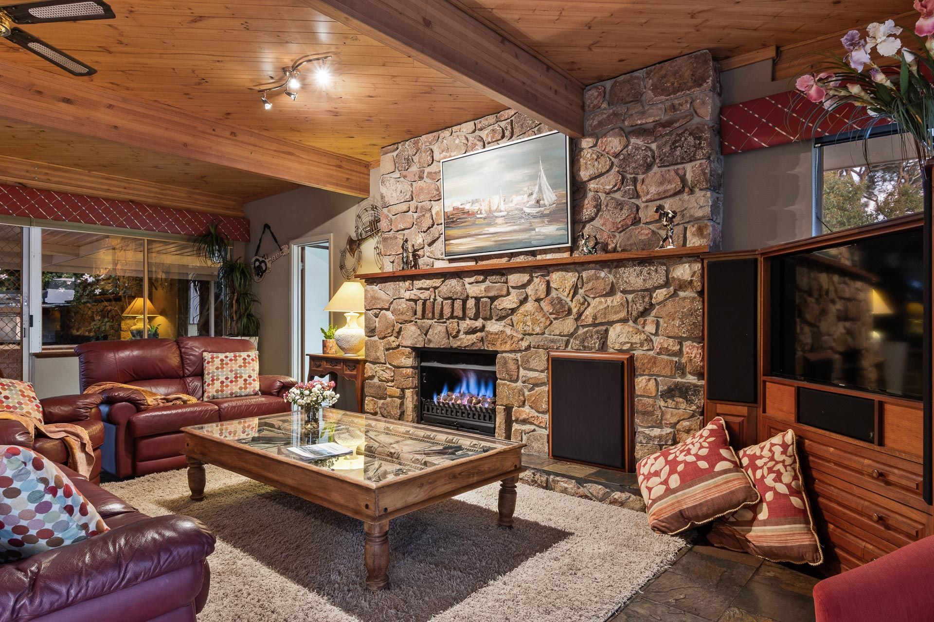 33 Farrant Street, Gooseberry Hill, WA 6076 Sold House Ray White