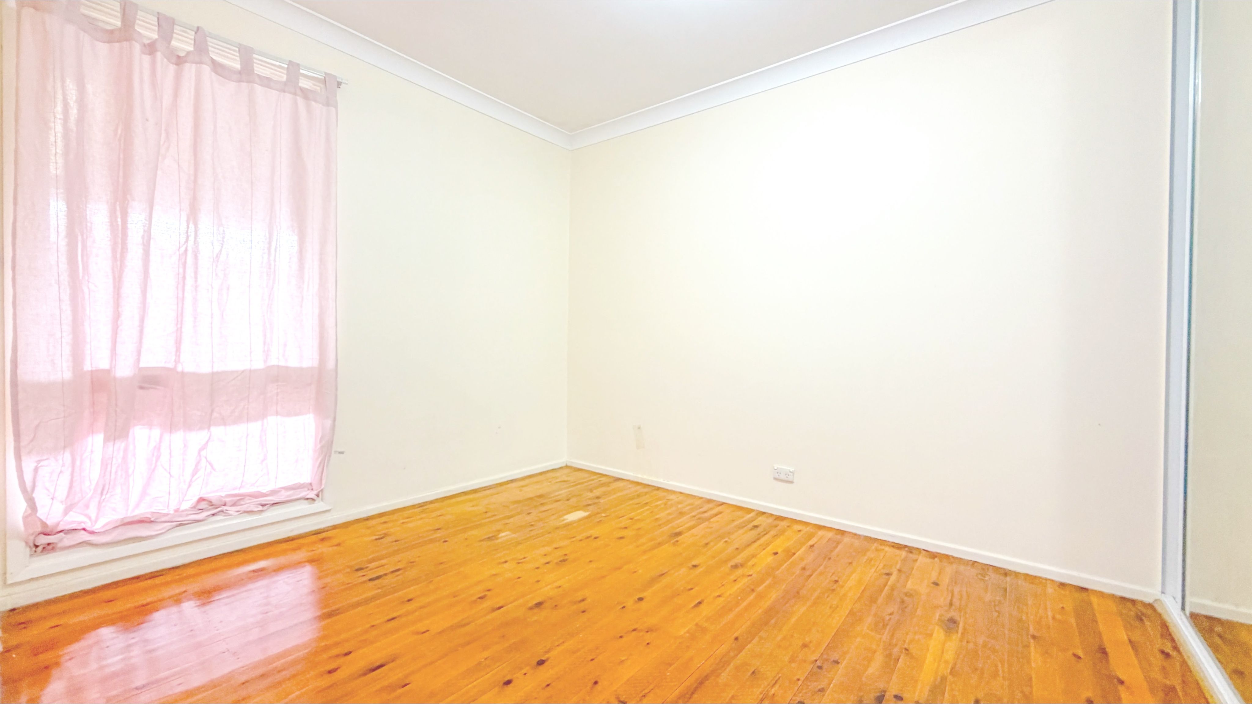 3 Canberra Street — photo 4 of 8