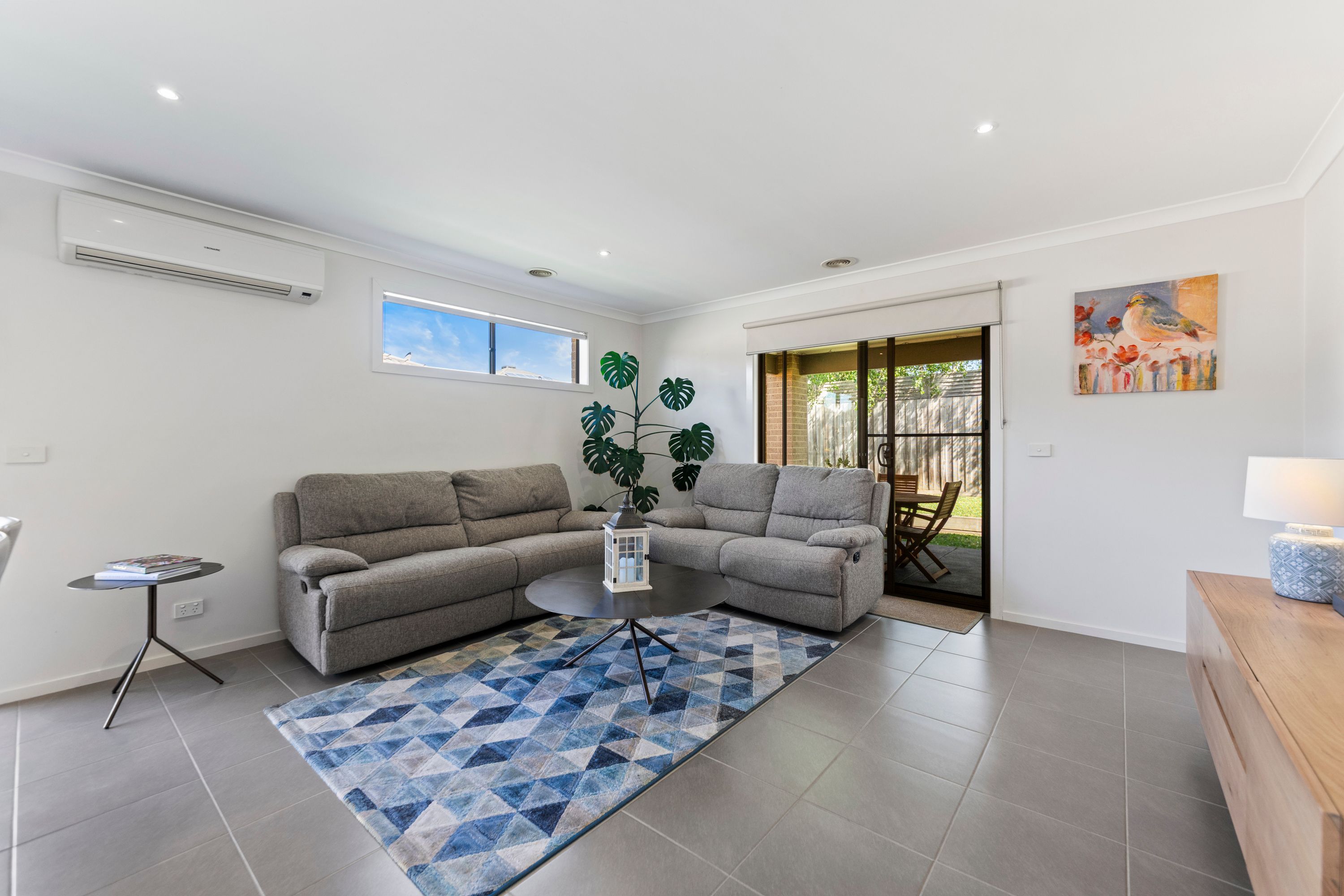16 Shakespeare Court — photo 12 of 28