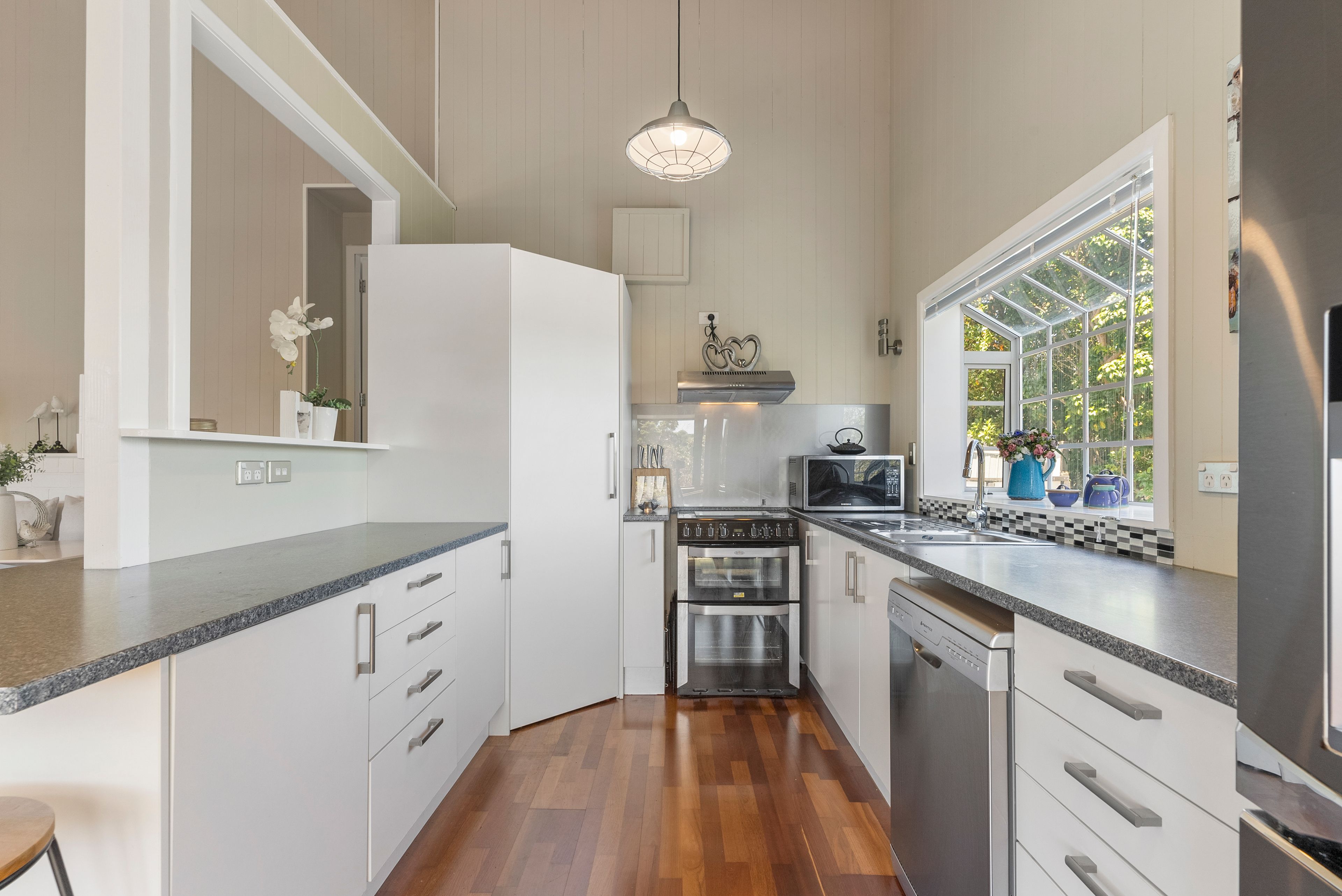 2/6 Torbay Heights, Torbay, North Shore City 0630 Sold House Ray