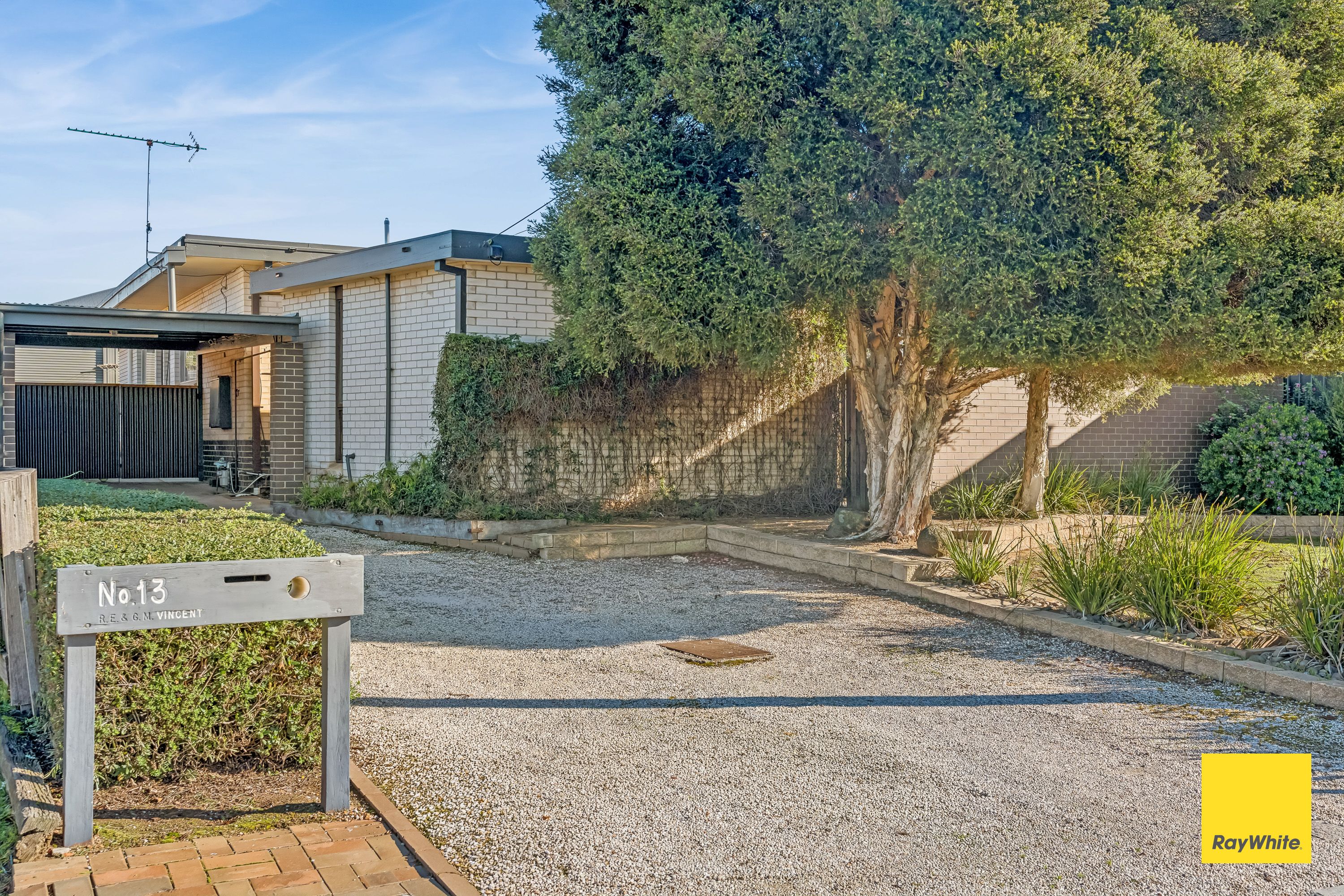 13 Pilcher Street, Strathdale, VIC 3550