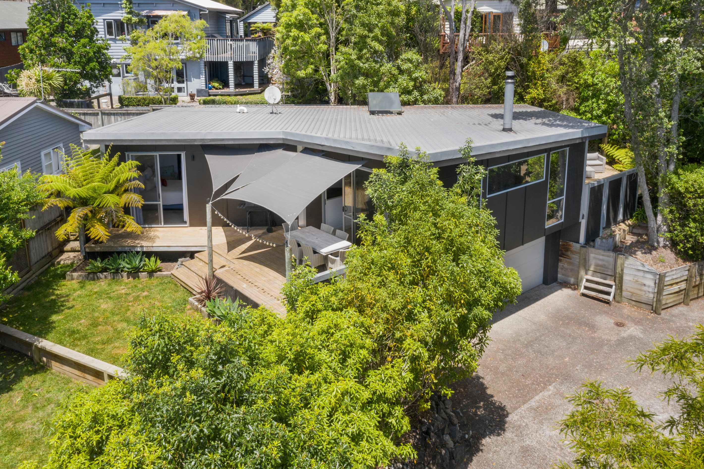 91B Kaurilands Road, Titirangi, Waitakere City
