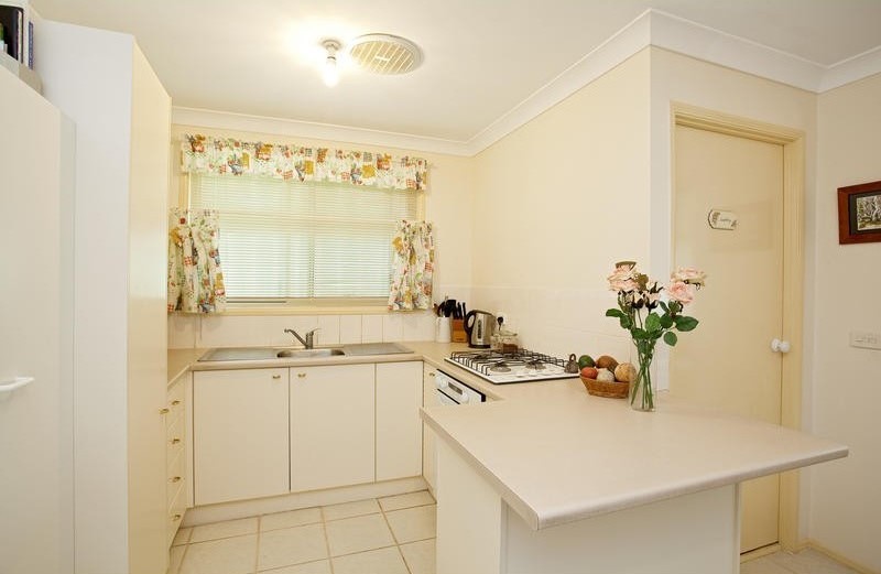 16 Friarbird Crescent, Glenmore Park, NSW 2745