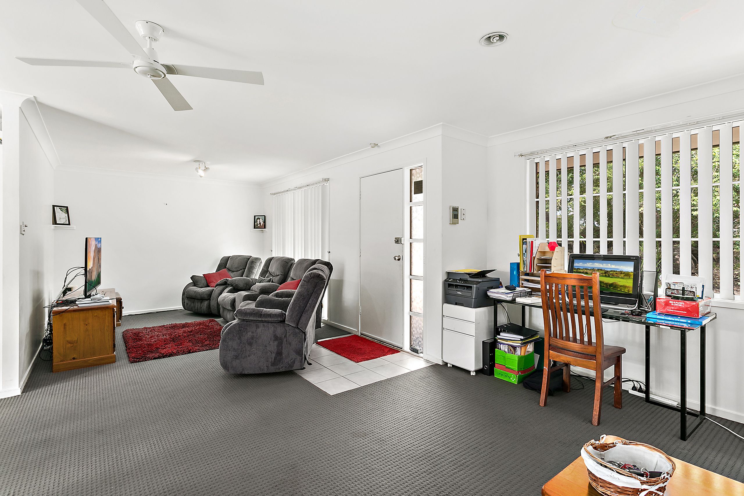 8 Normanby Place, Albion Park, NSW 2527