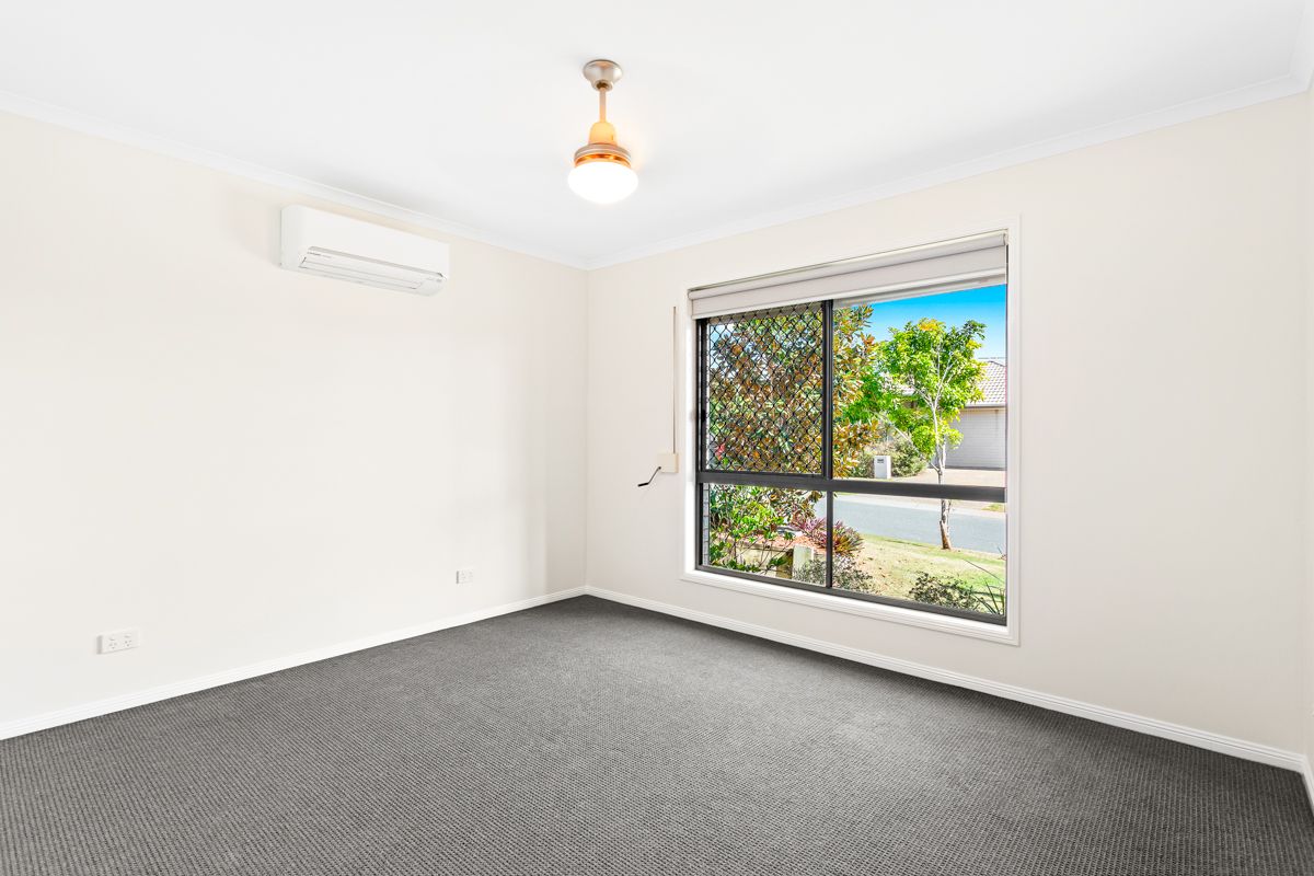 26 Chase Crescent, North Lakes, QLD 4509