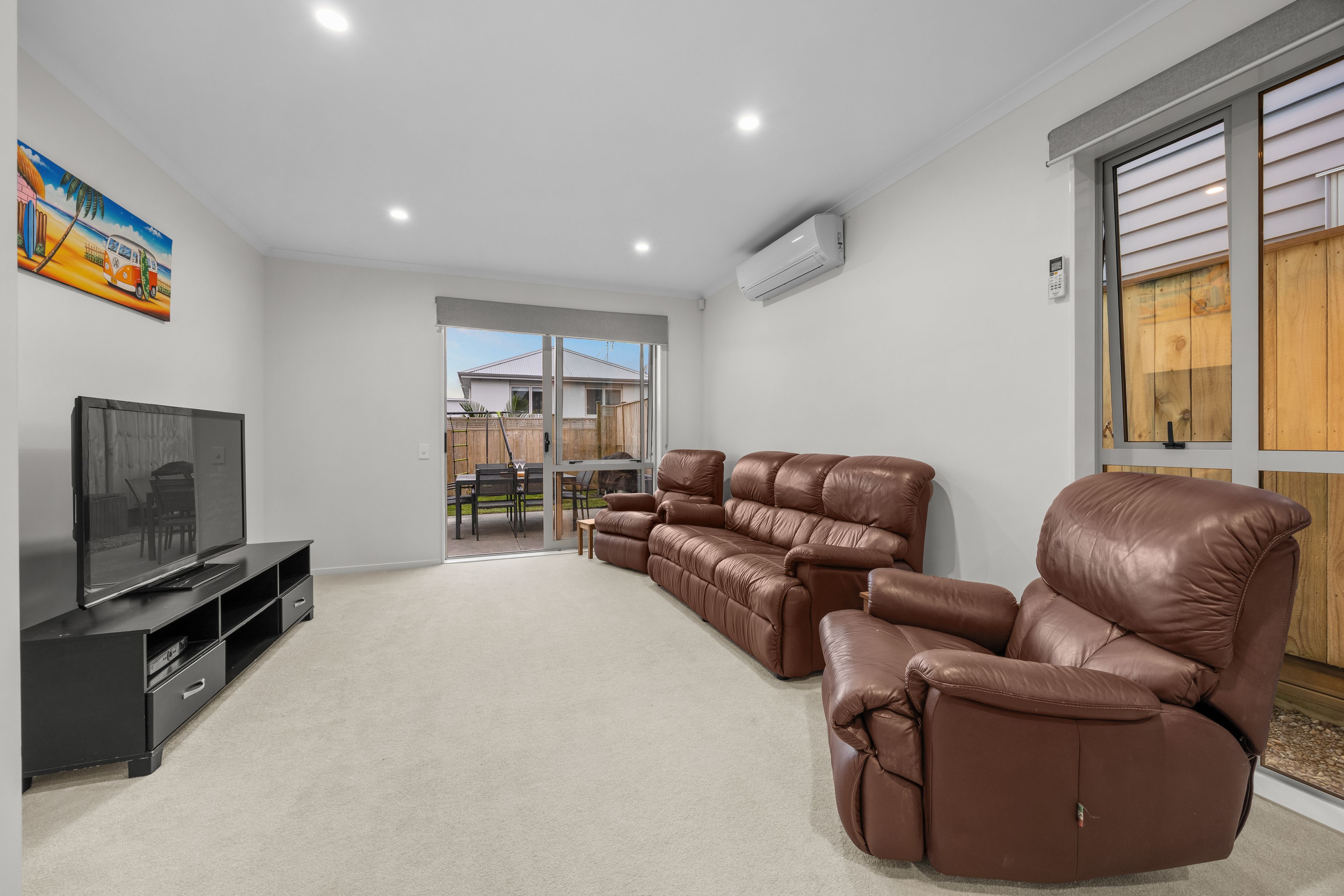 27 Forbes McCammon Drive, Swanson, Waitakere City