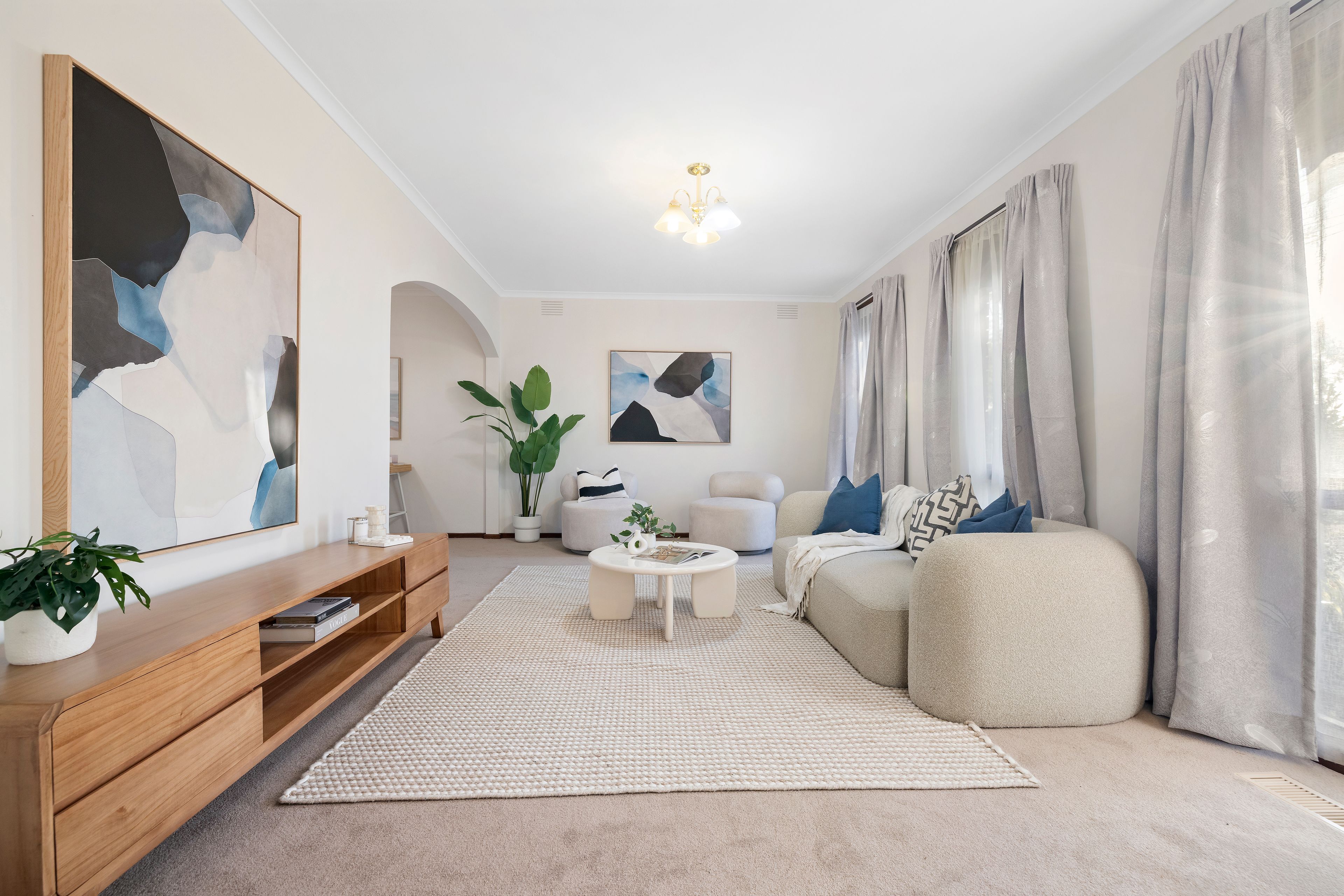 8 Narong Crescent, Knoxfield, VIC 3180
