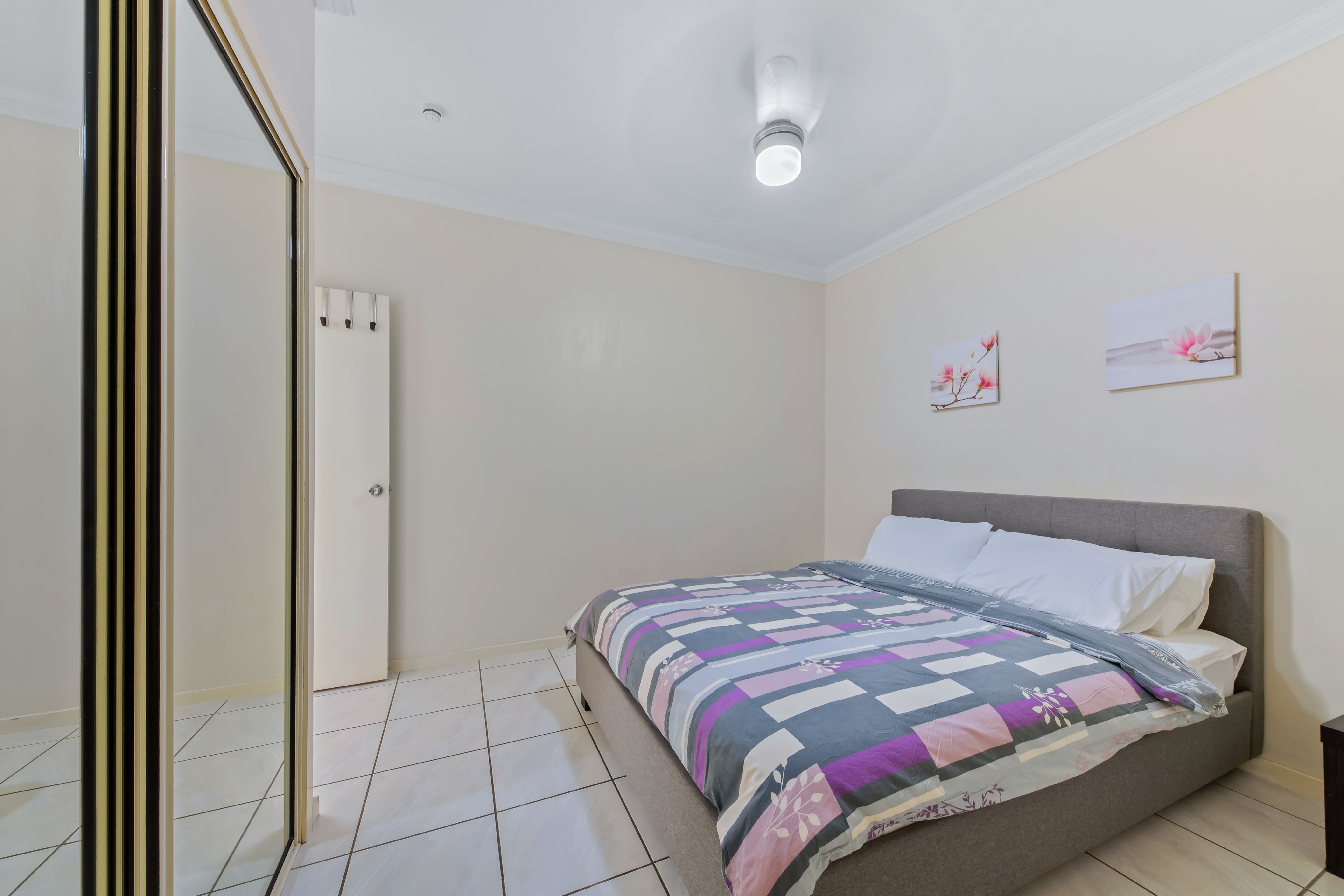 32/21 Shute Harbour Road — photo 7 of 13