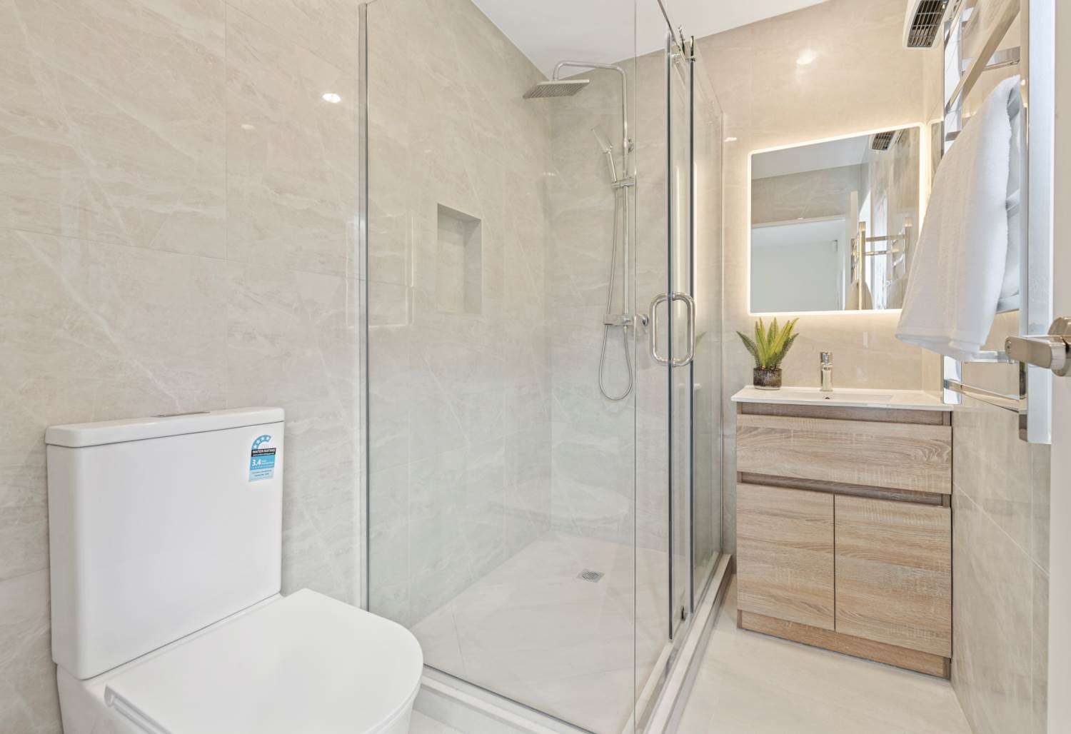 5C Fairburn Road photo 15