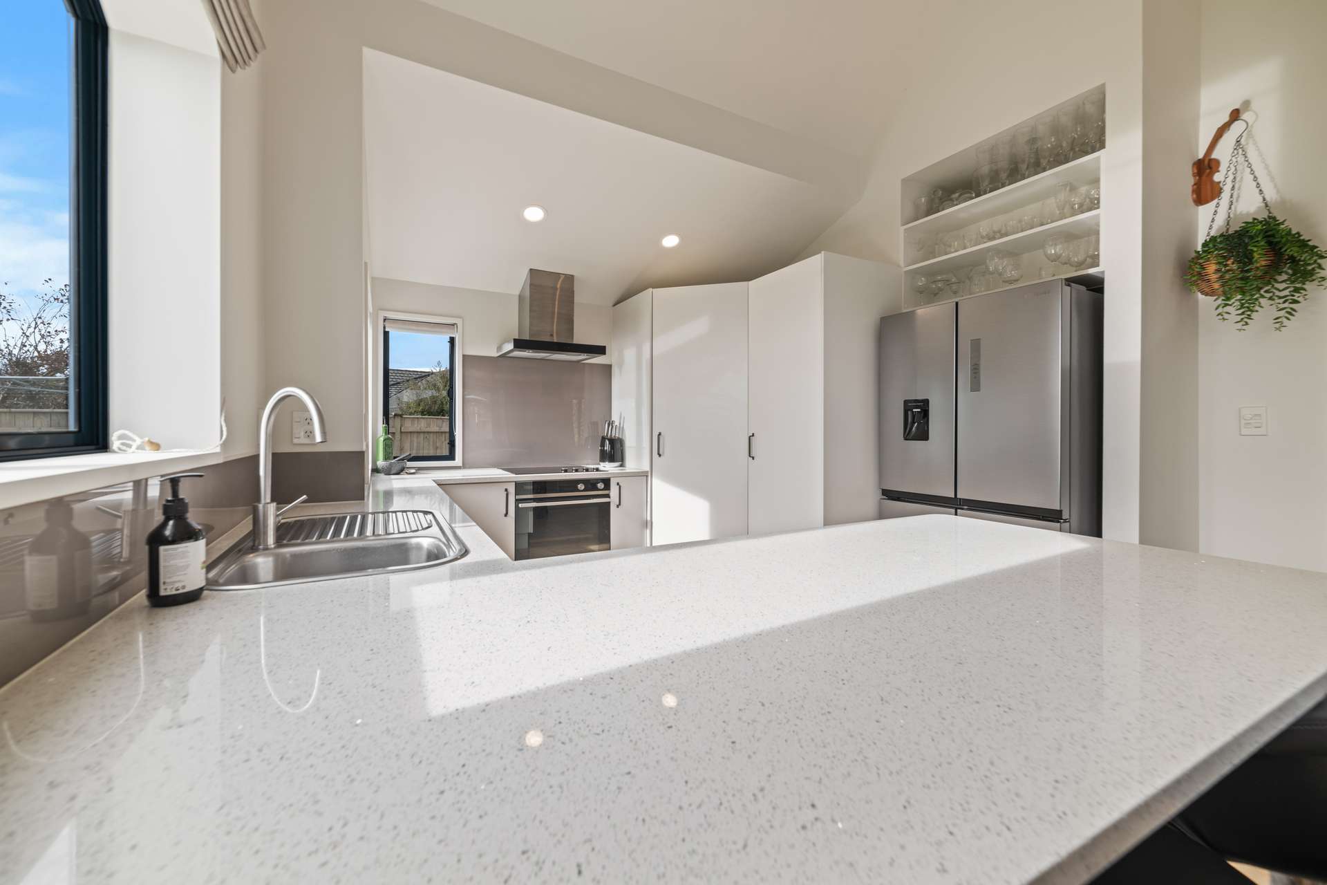109 Pacific Drive photo 6