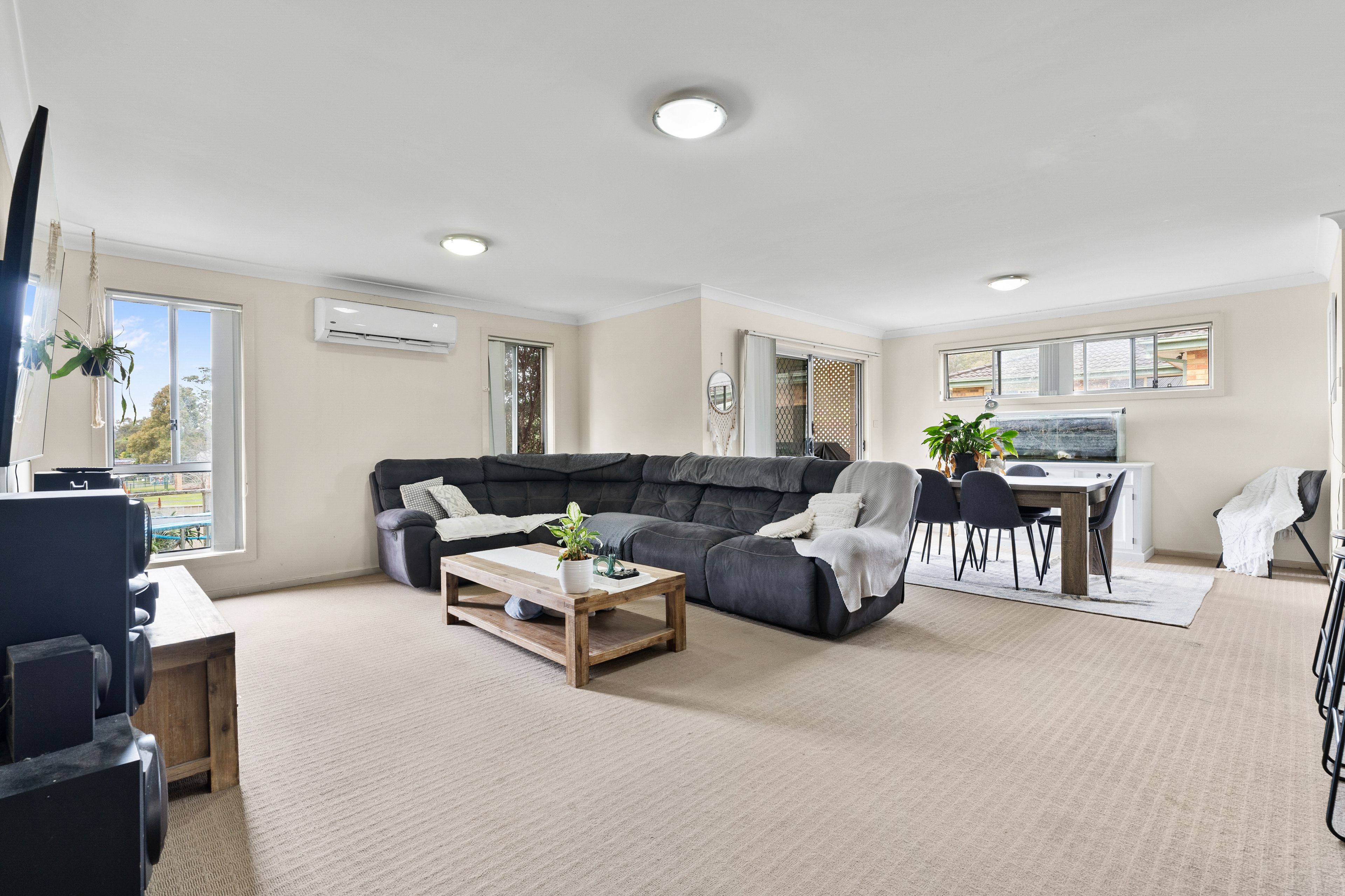 2B Nicole Close, Watanobbi, NSW 2259