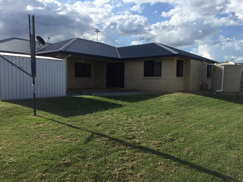 33 Jamie Crescent, Gracemere, QLD 4702