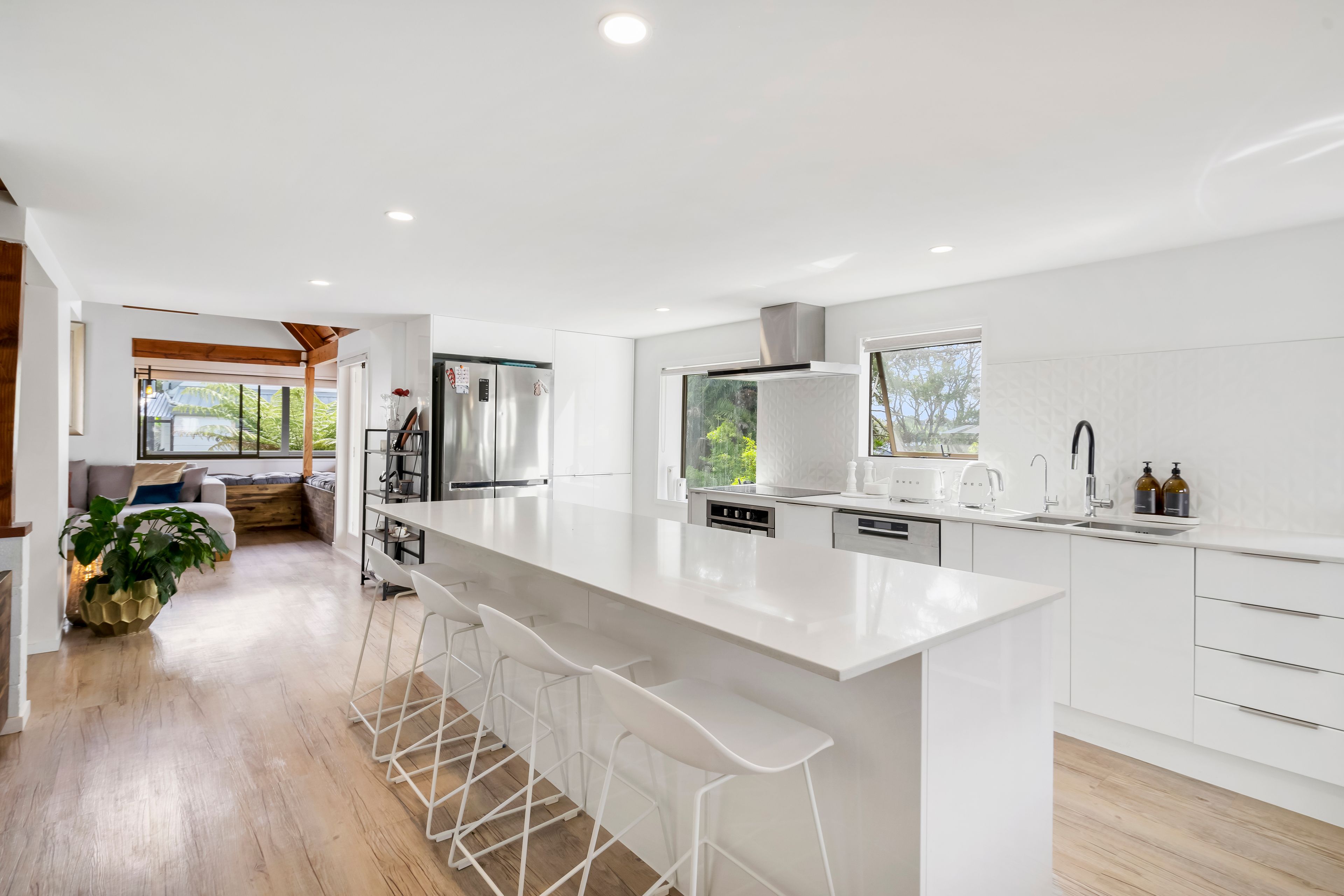 18 Marlborough Avenue, Glenfield, North Shore City