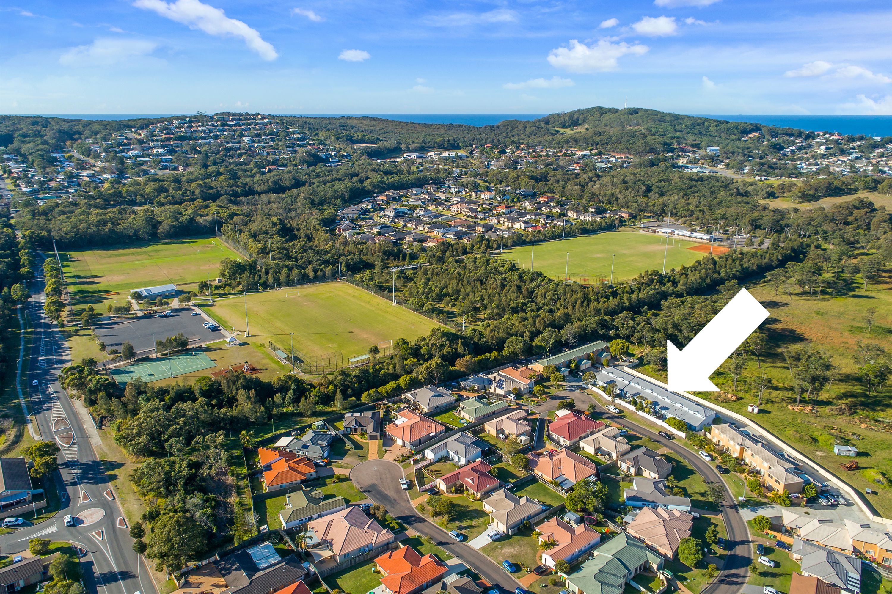 27 Aurora Place, Bateau Bay NSW 2261