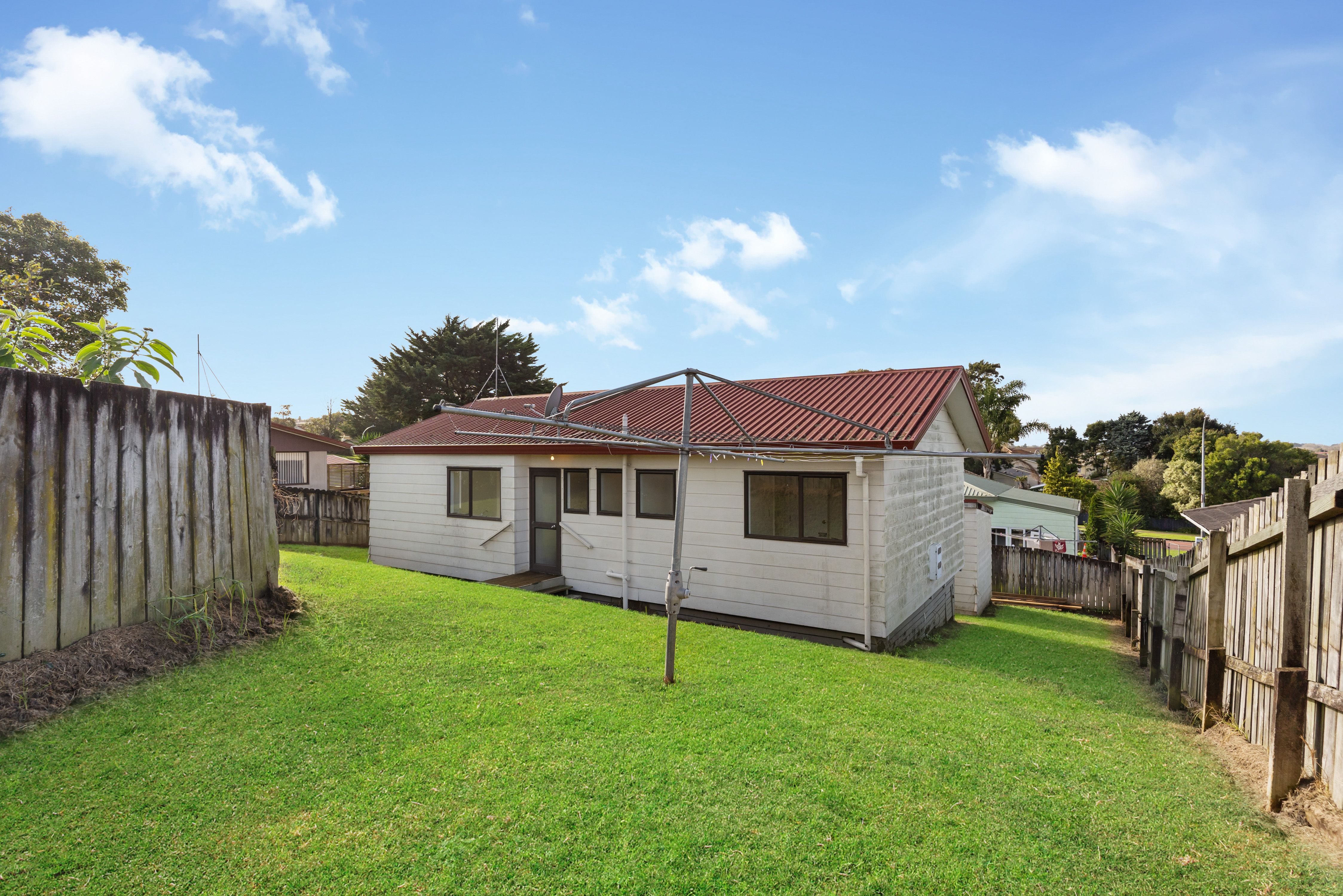 15b Shifnal Drive, Randwick Park, Manukau City