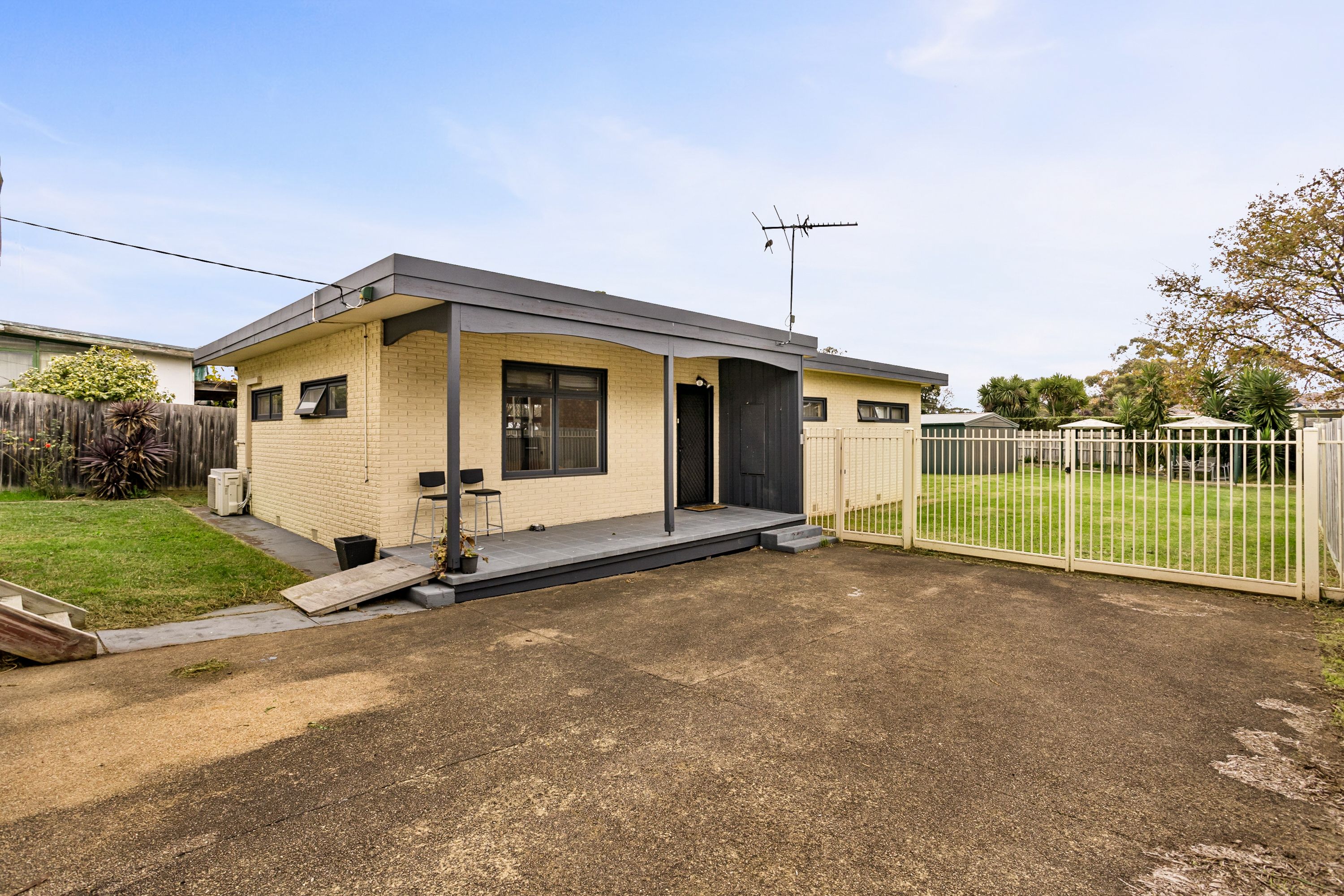 10 Mawarra Avenue, Capel Sound VIC 3940