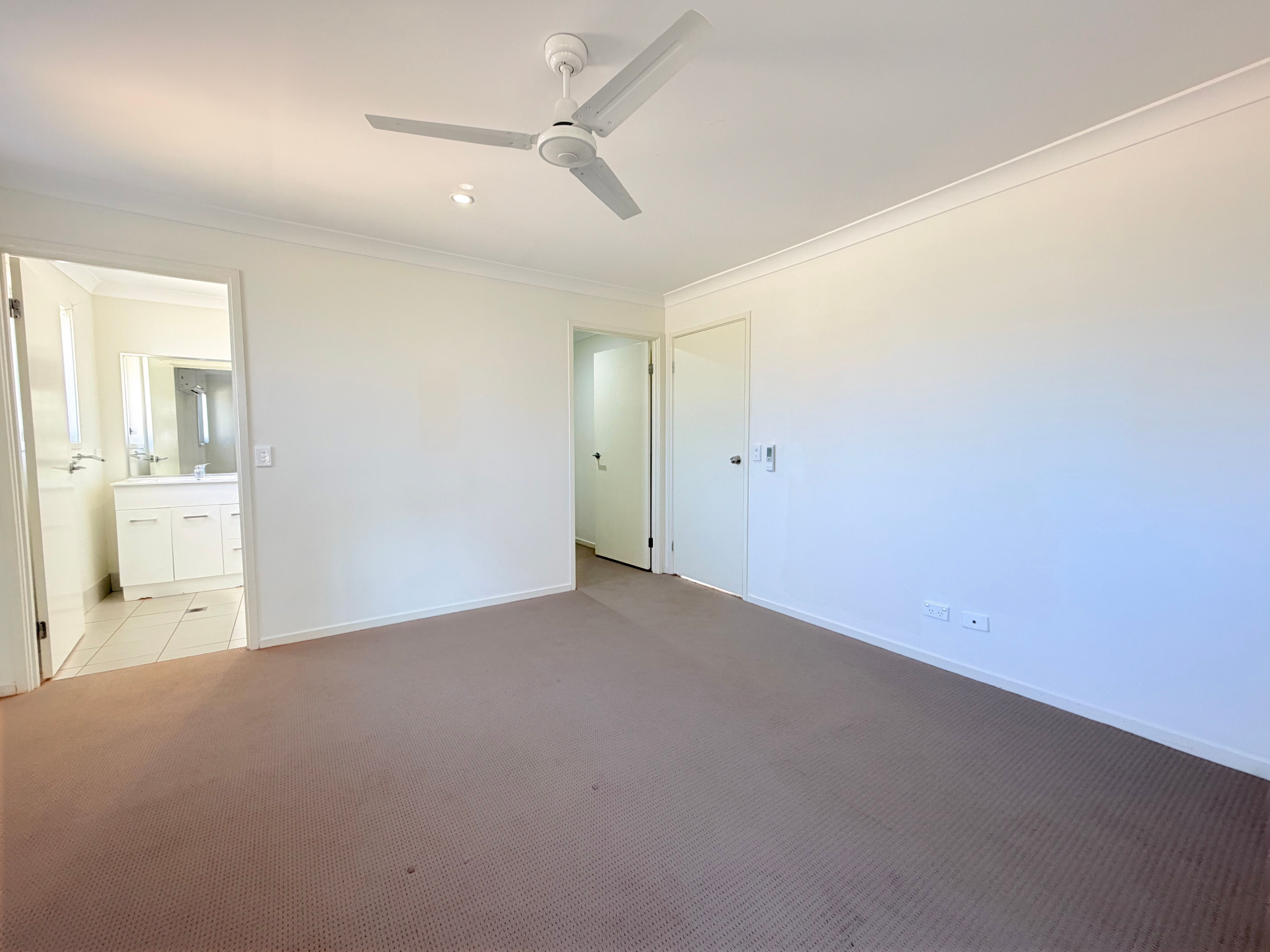 26 Blaxland Street — photo 6 of 15