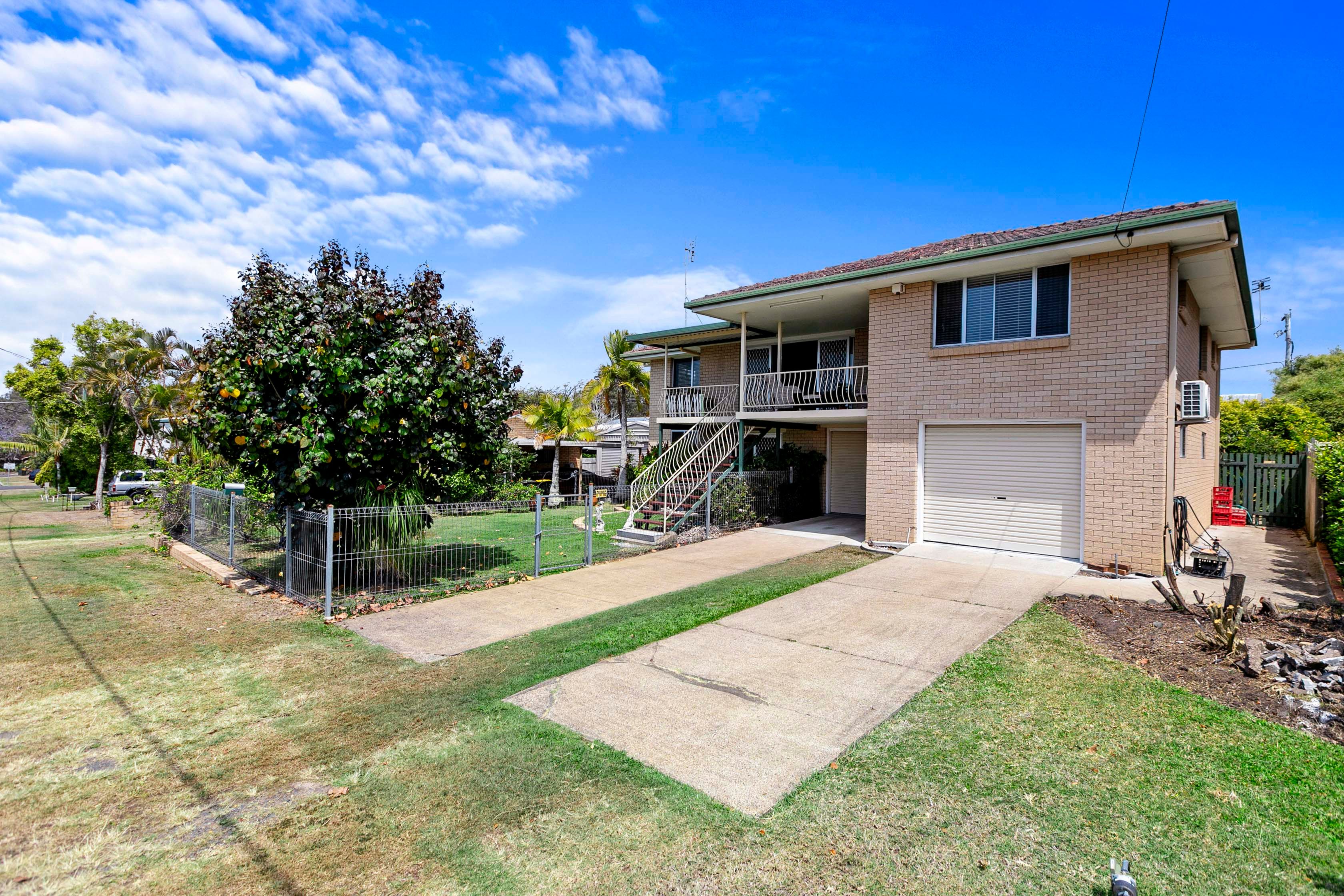 8 Leith Street, Pialba, QLD 4655