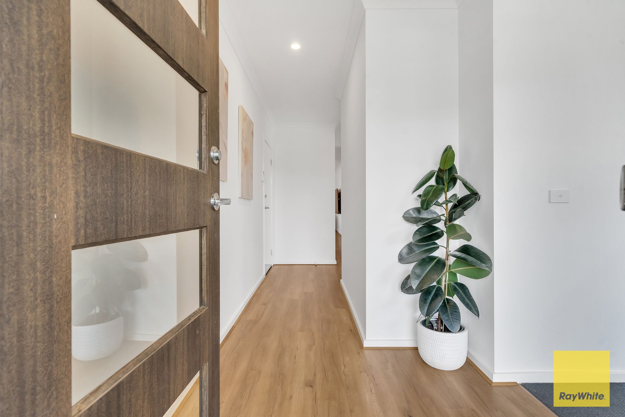 5 Sicily Avenue, DEANSIDE, VIC 3336