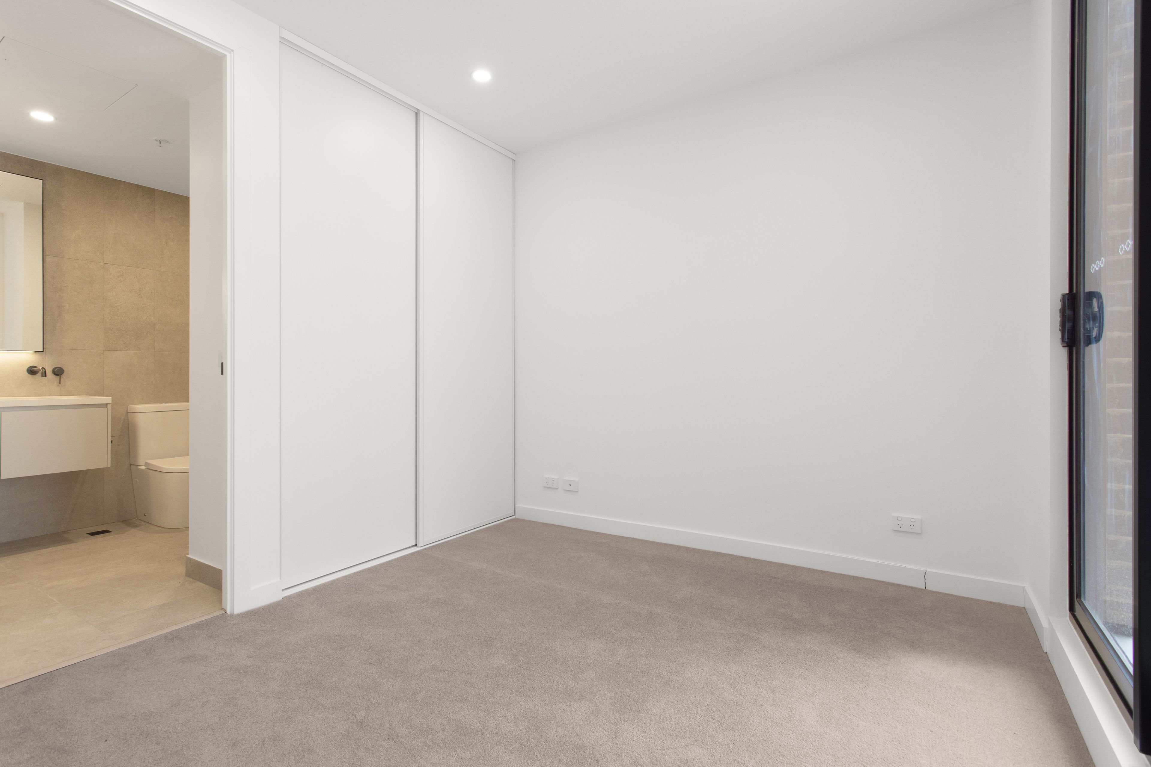 2/1110 Dandenong Road, Carnegie, VIC 3163