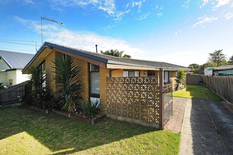 11 Coral Street, Frankston, VIC 3199