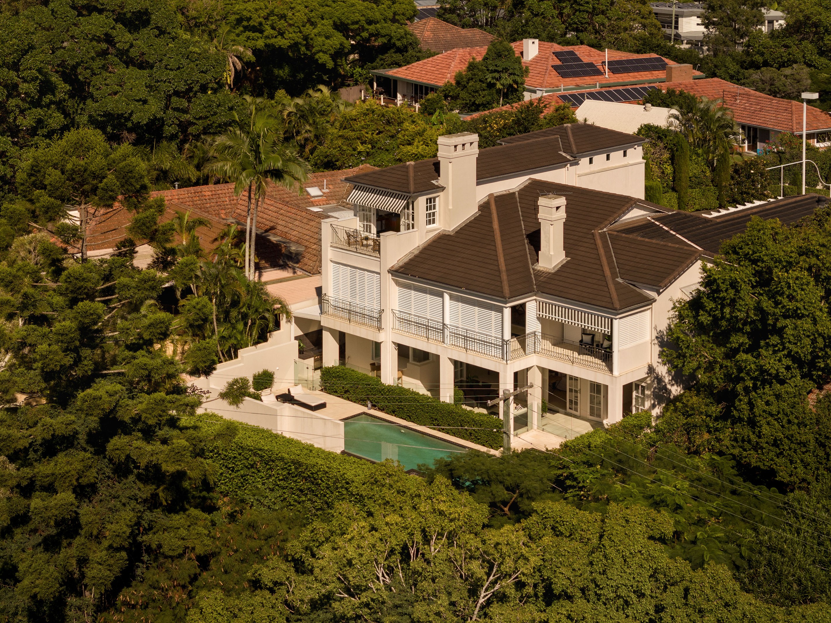 6 Tenth Avenue, St Lucia, QLD 4067